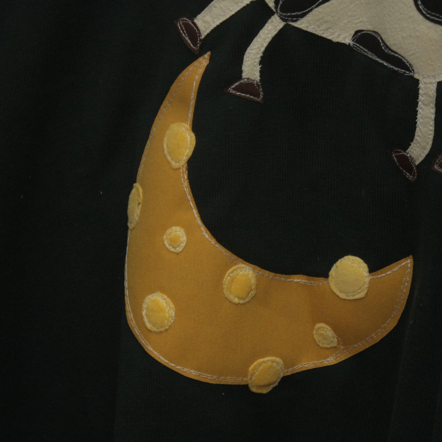 The cow jumped over the moon sweater(2XL)