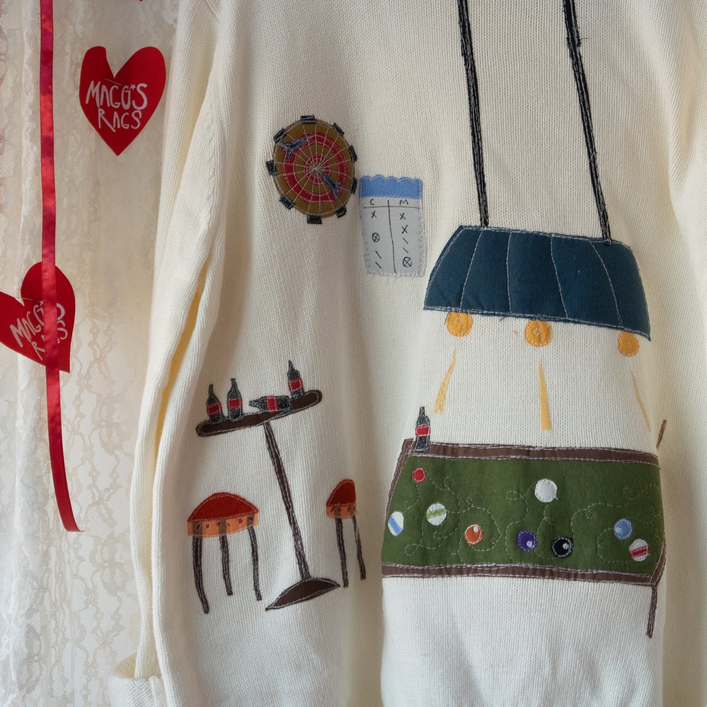saloon scene sweater(XXL)
