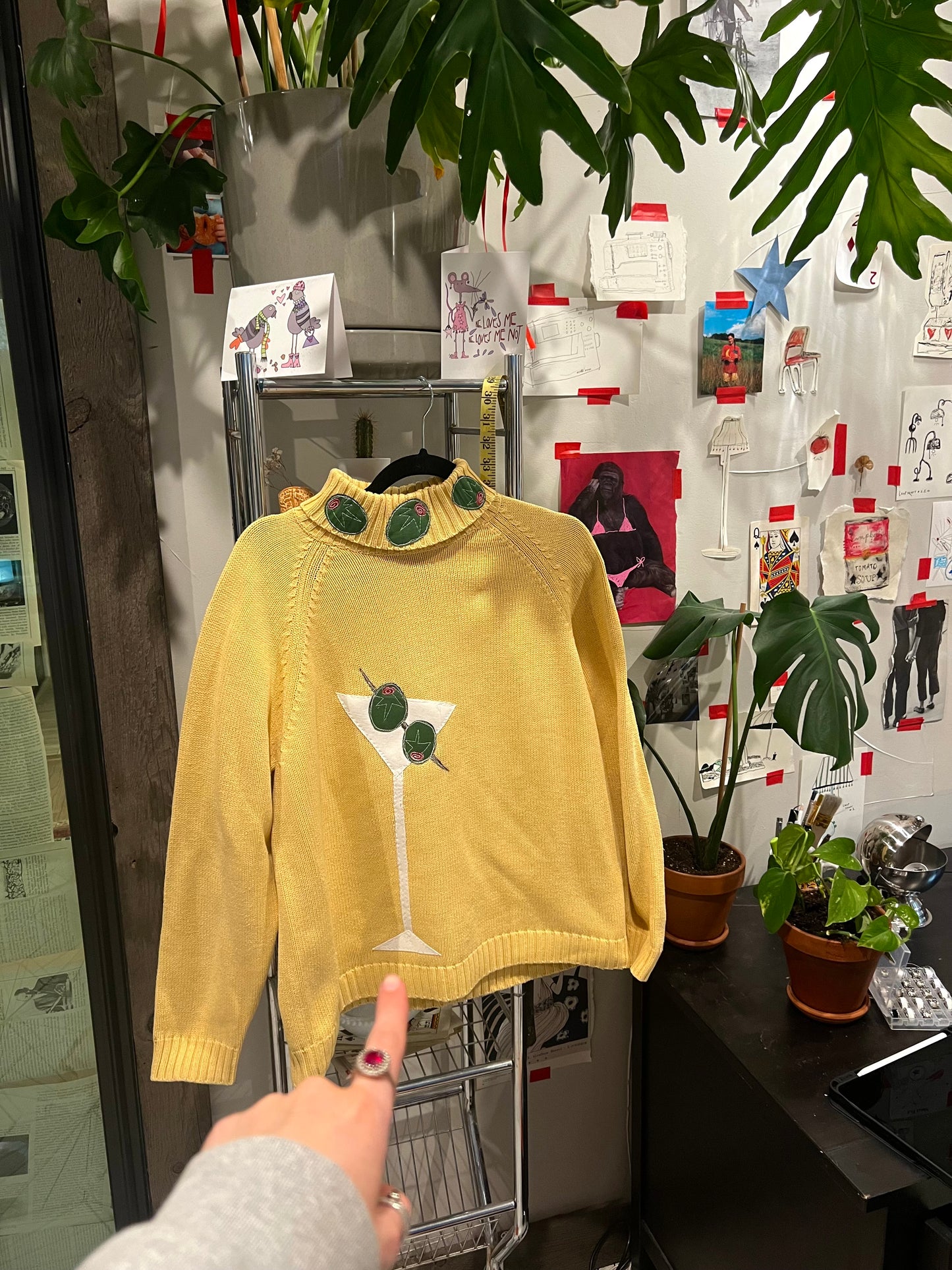 Martini & olives turtleneck(Large)