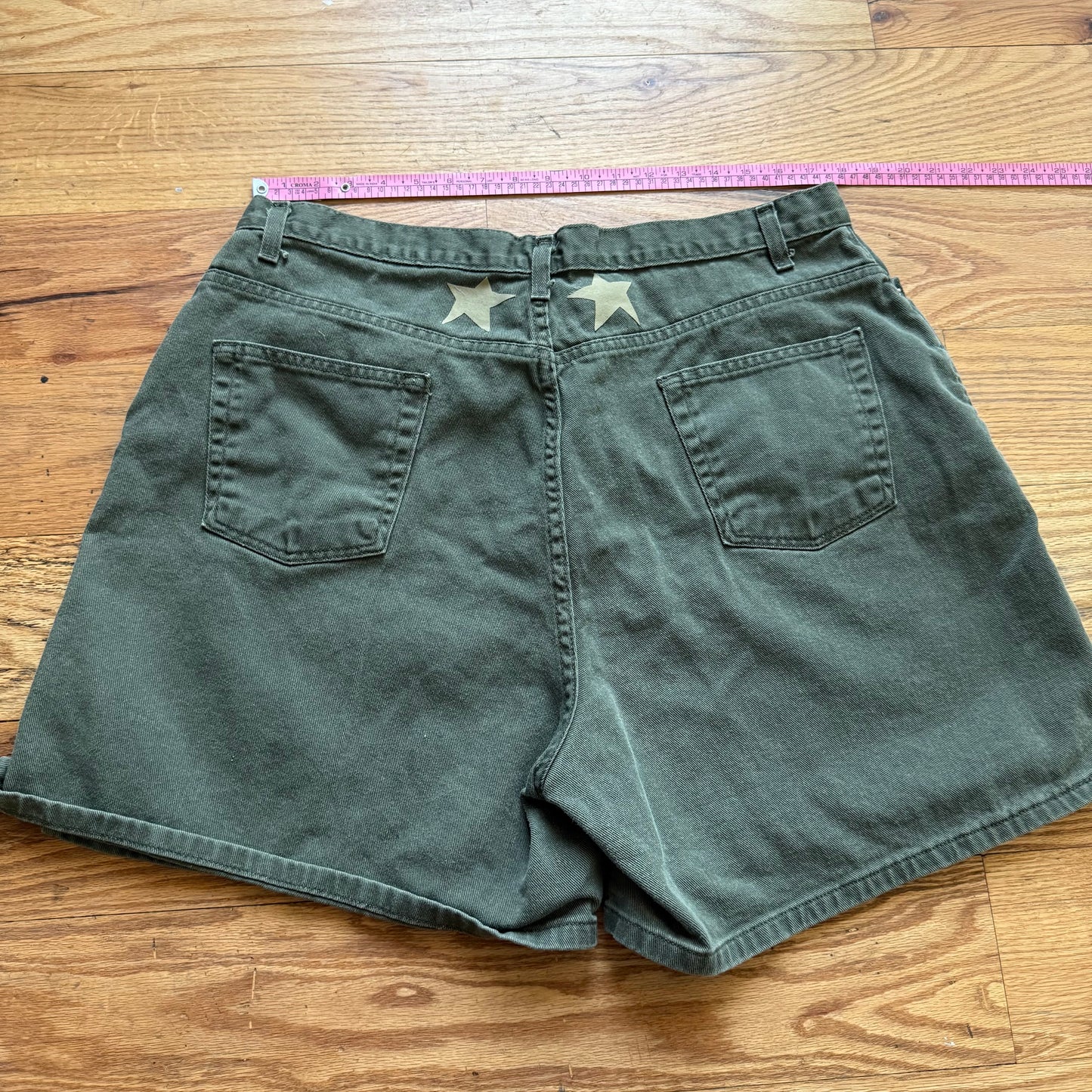 STAR SHORTS(36)