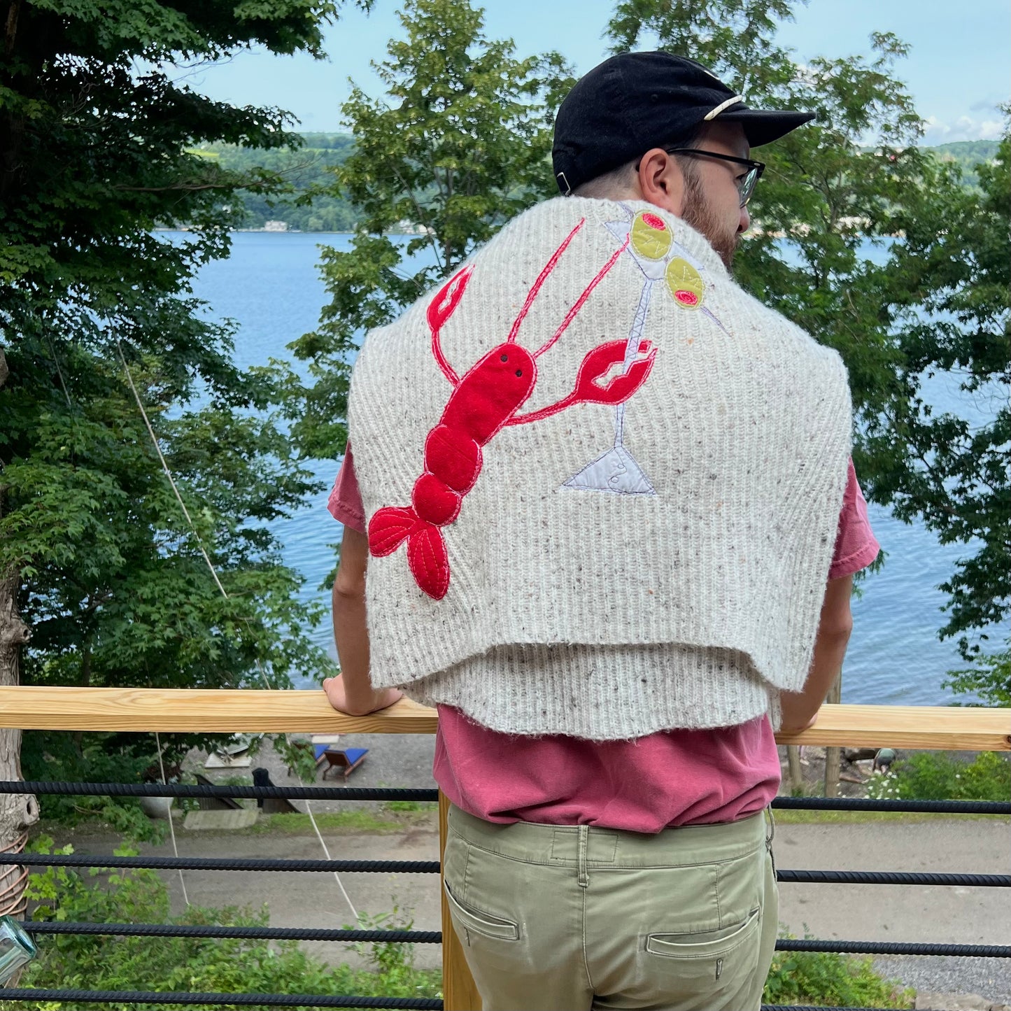 Lobster-tini sweater(XL)