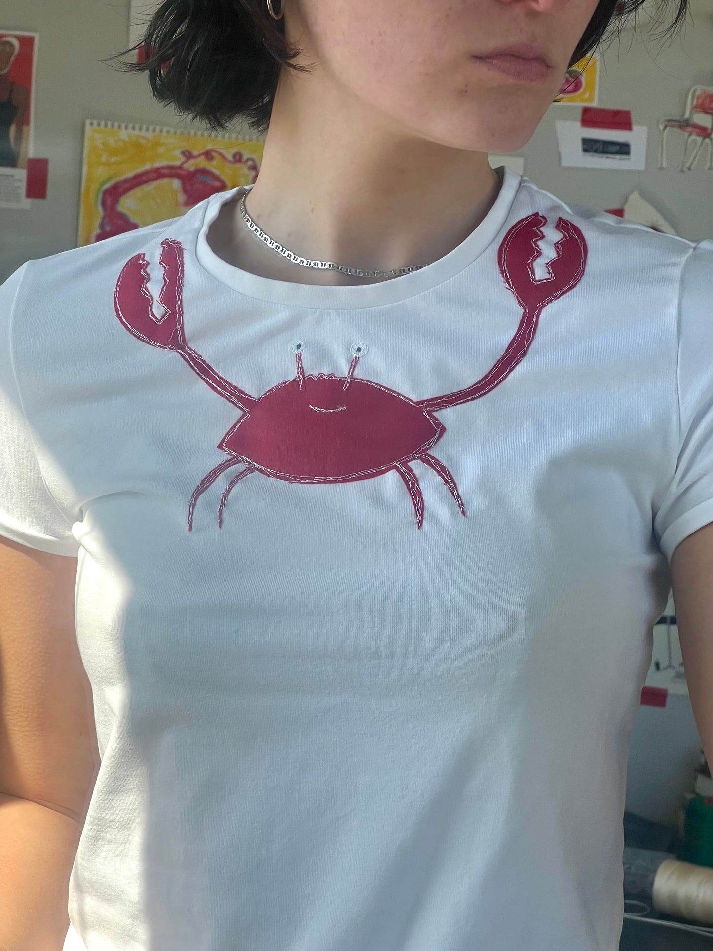 Crabby neck tee(medium)