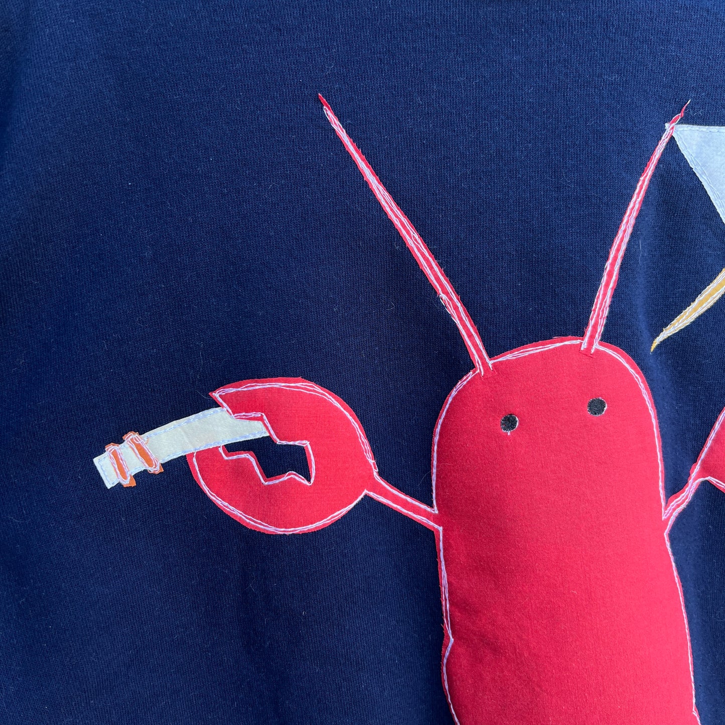 Lobstertini crewneck - w/cigarette (xl)
