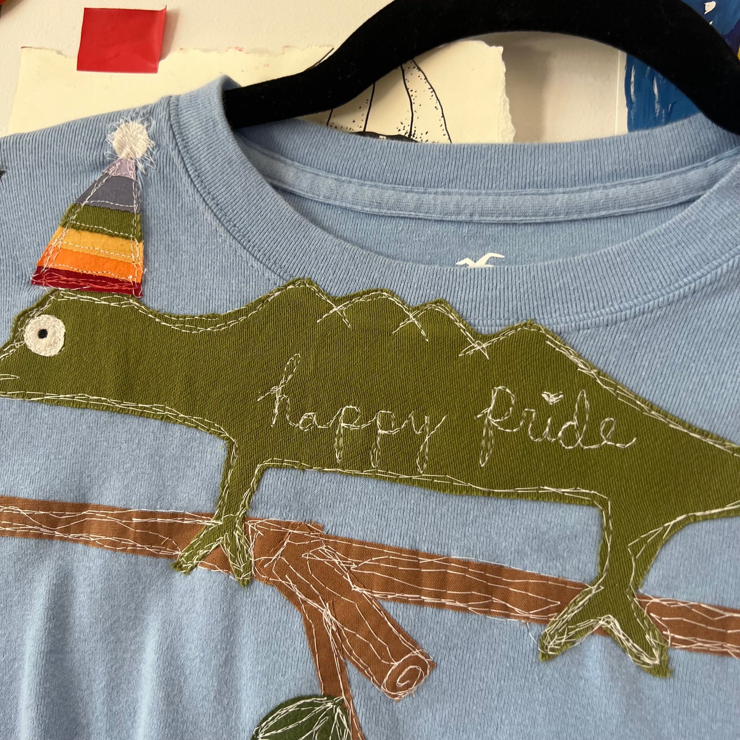 Pride chameleon tee(small)