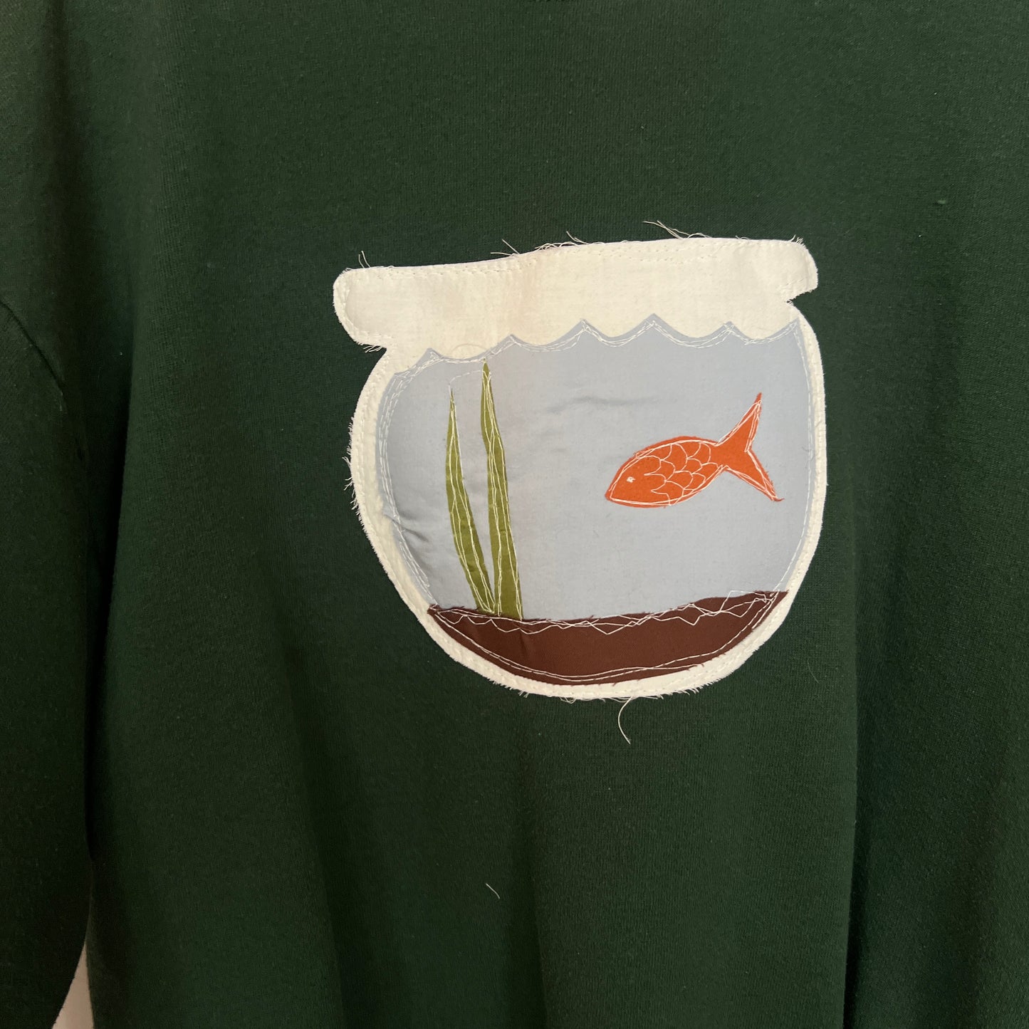 Fishbowl crewneck (large)