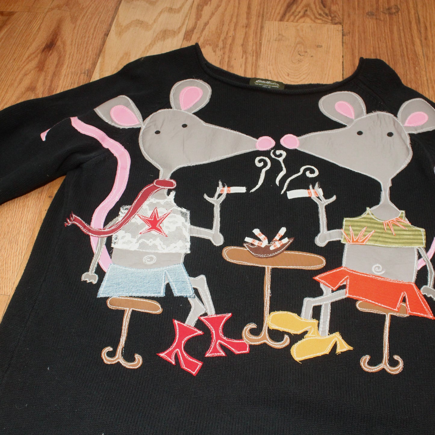 2 rats, 2 cigs sweater(large)