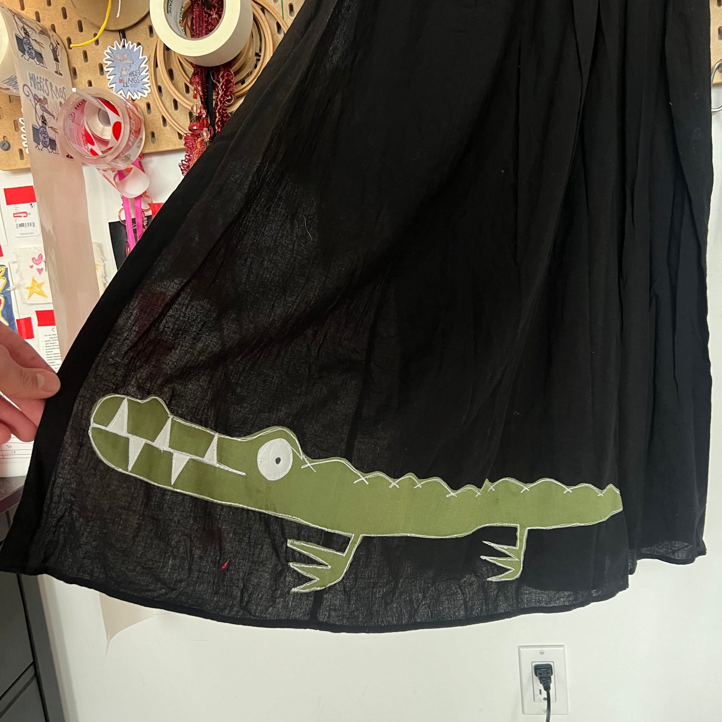 Gator cover up skirt (small)