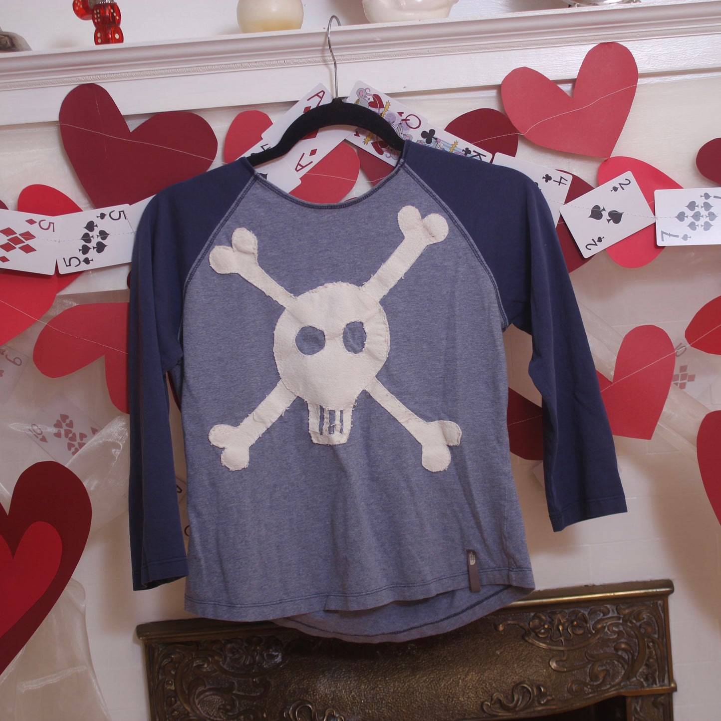 Skull n’ crossbones 3/4 sleeve top(small) - Magg's Rags