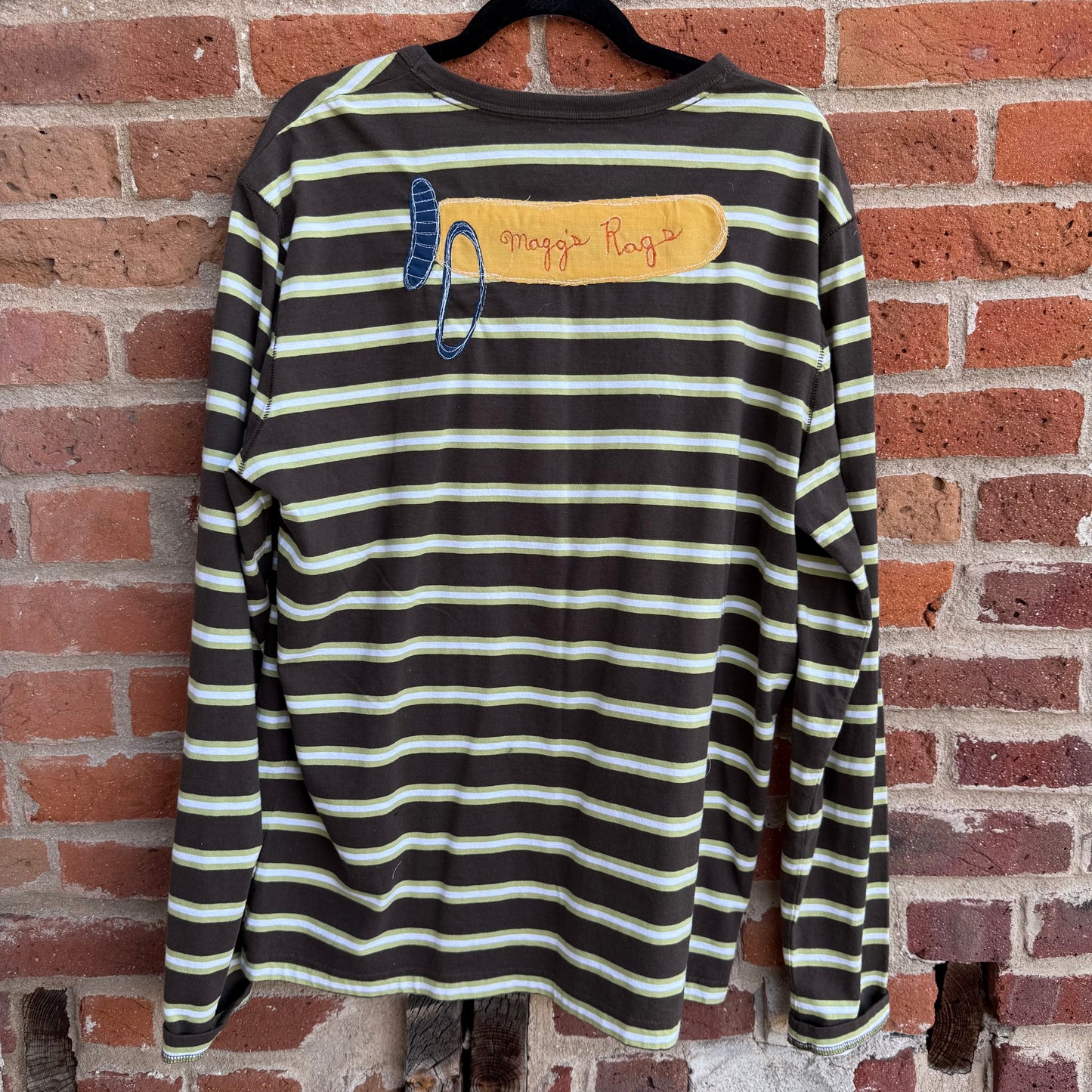 Striped abstract fish tee(XL)