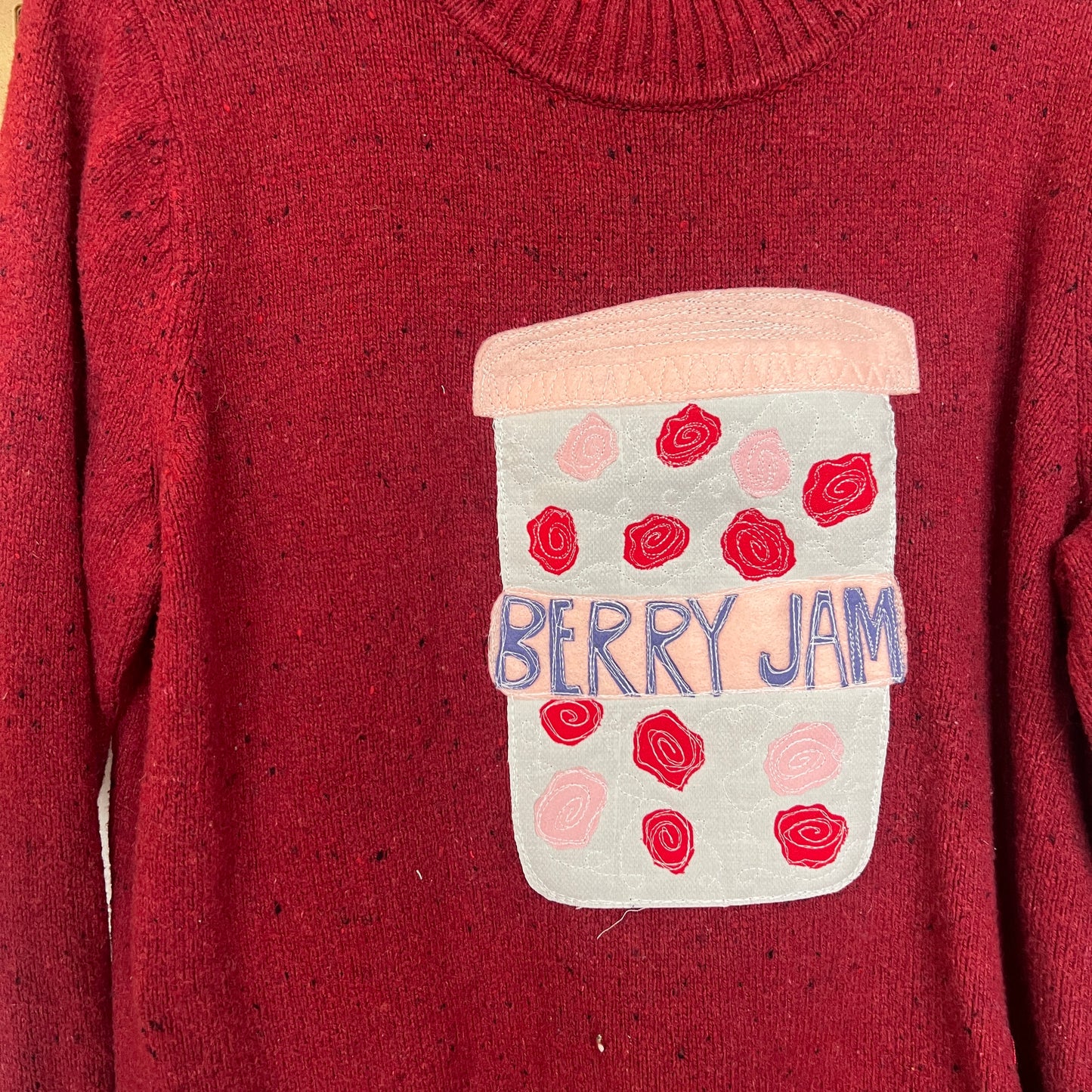 Berry jam sweater (large)