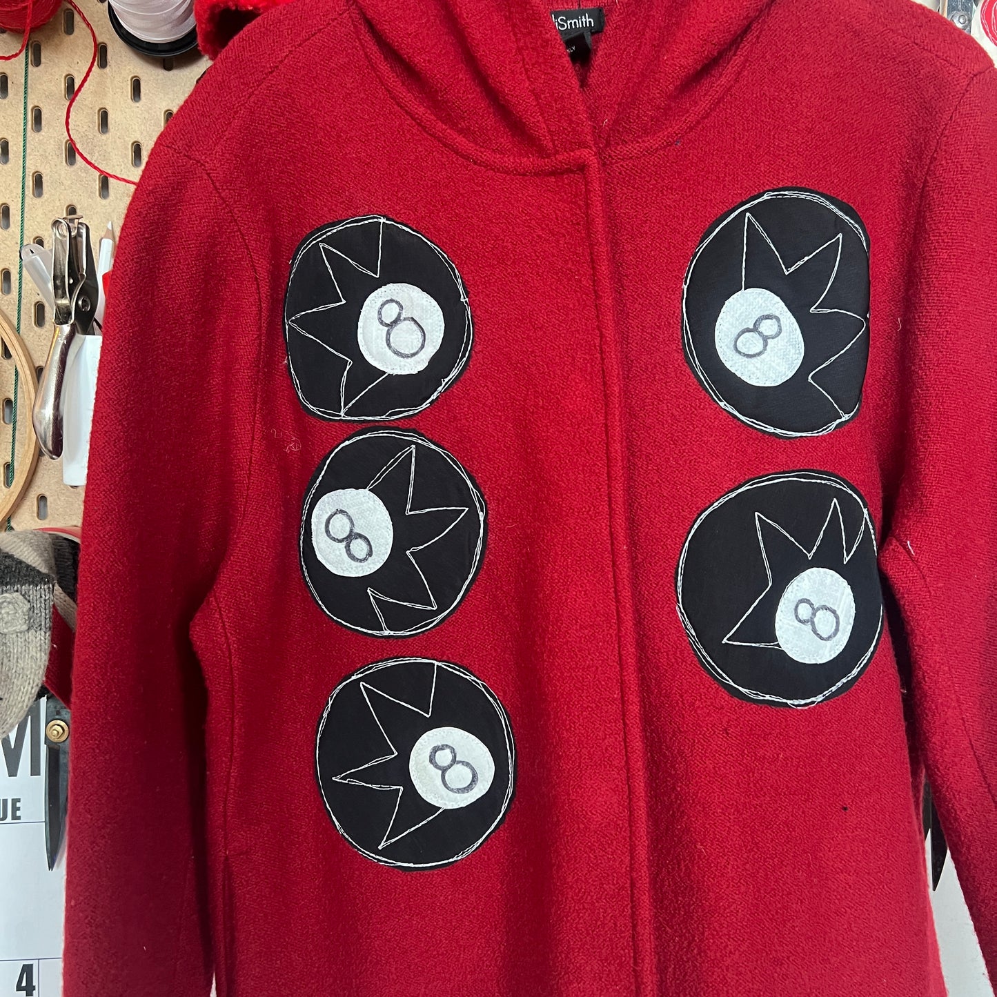 8ball x5 hooded sweater (large)