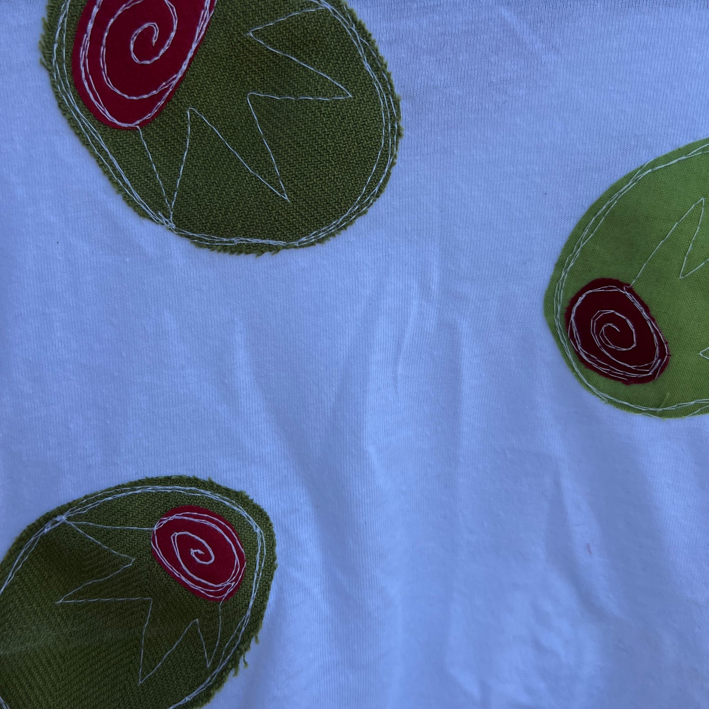 Olives all over baby tee (XS)