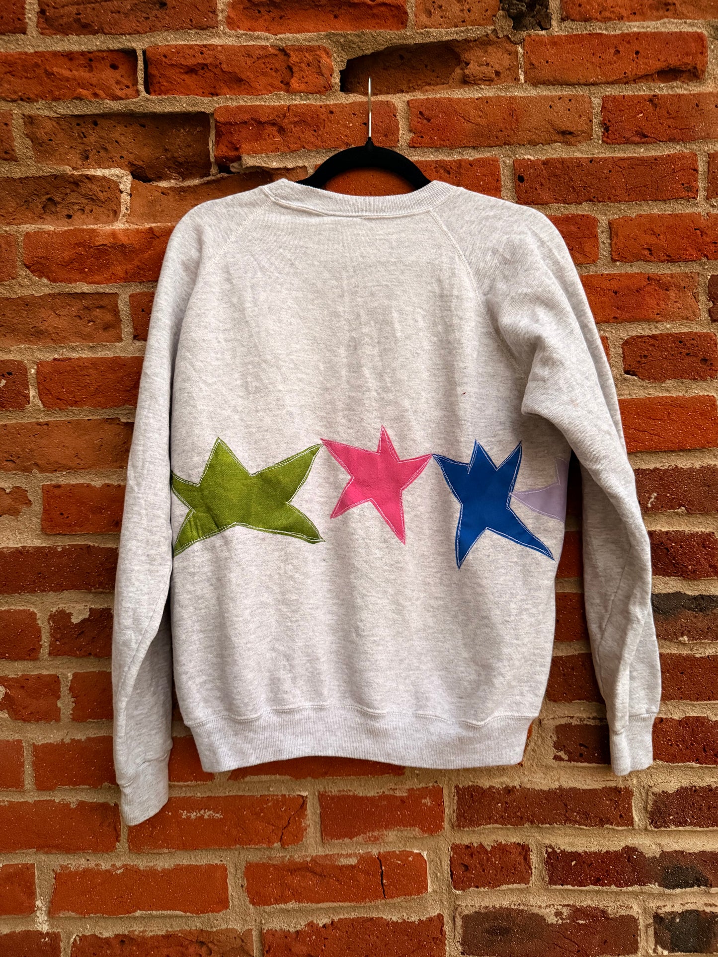 Wrap around star crewneck(small)