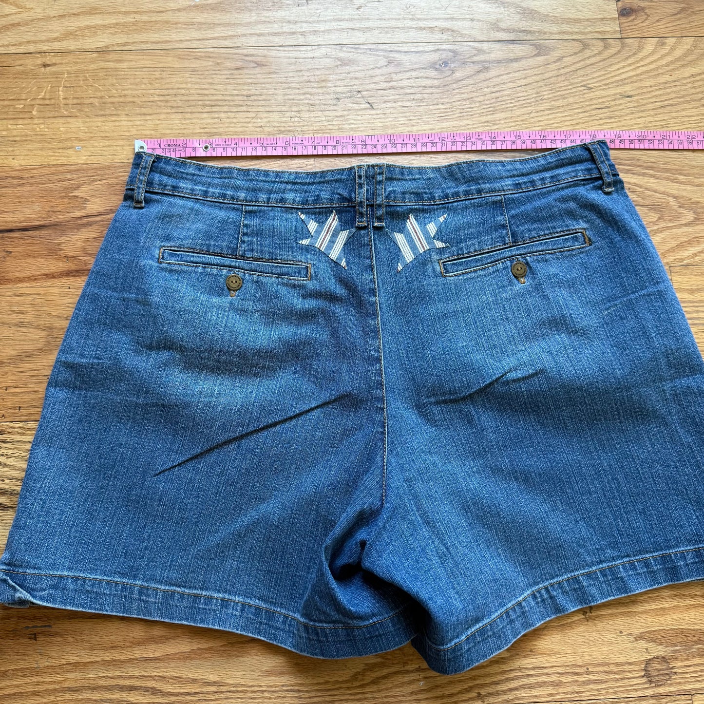 STAR SHORTS(38)