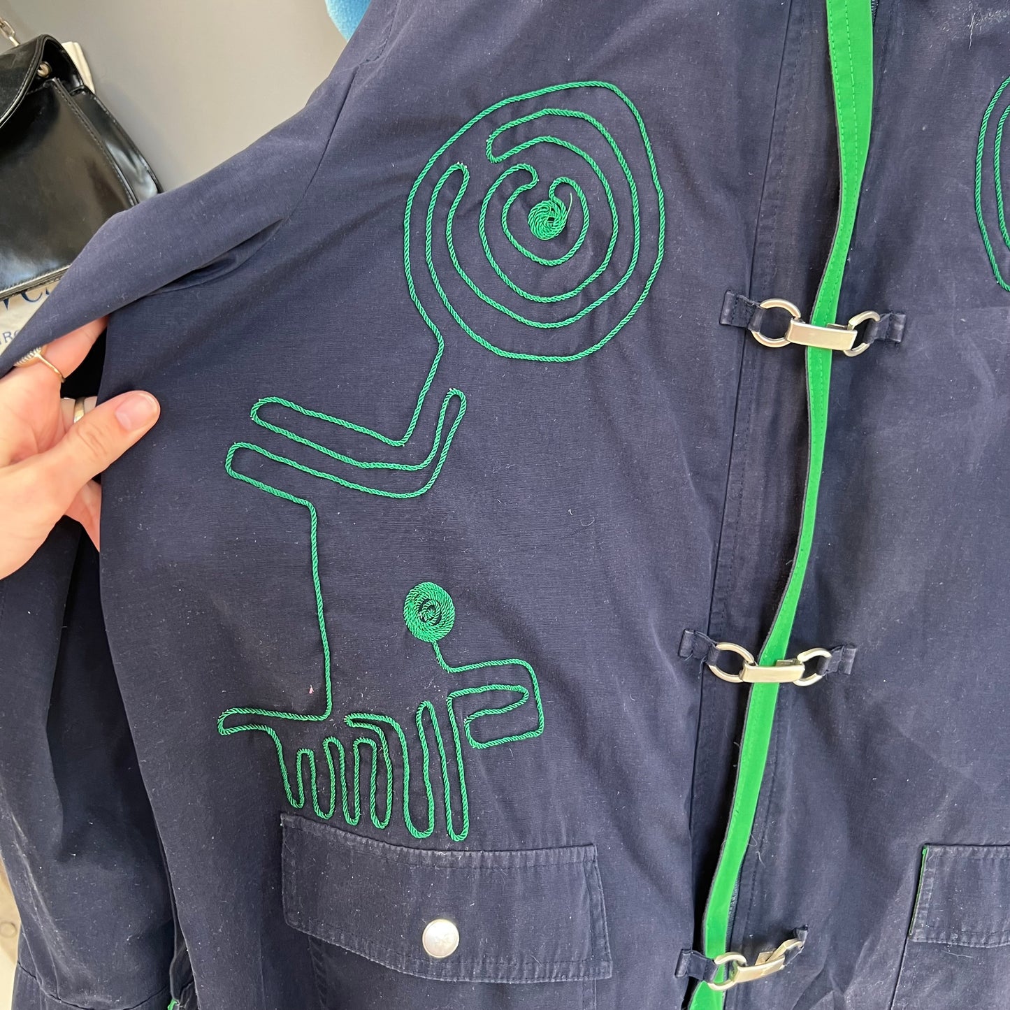 Silly string clasp jacket