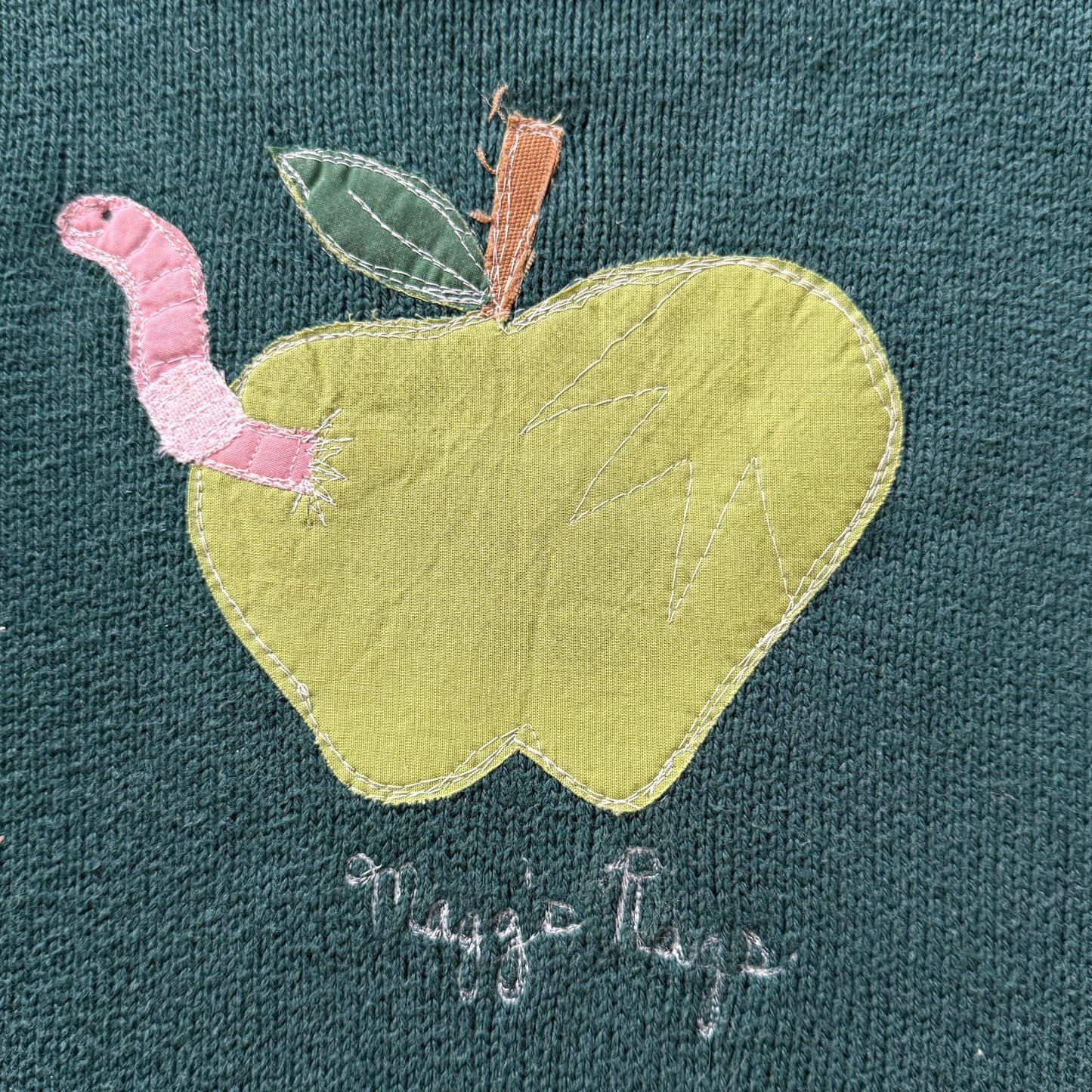 Worm n’ apple sweater! (Large)