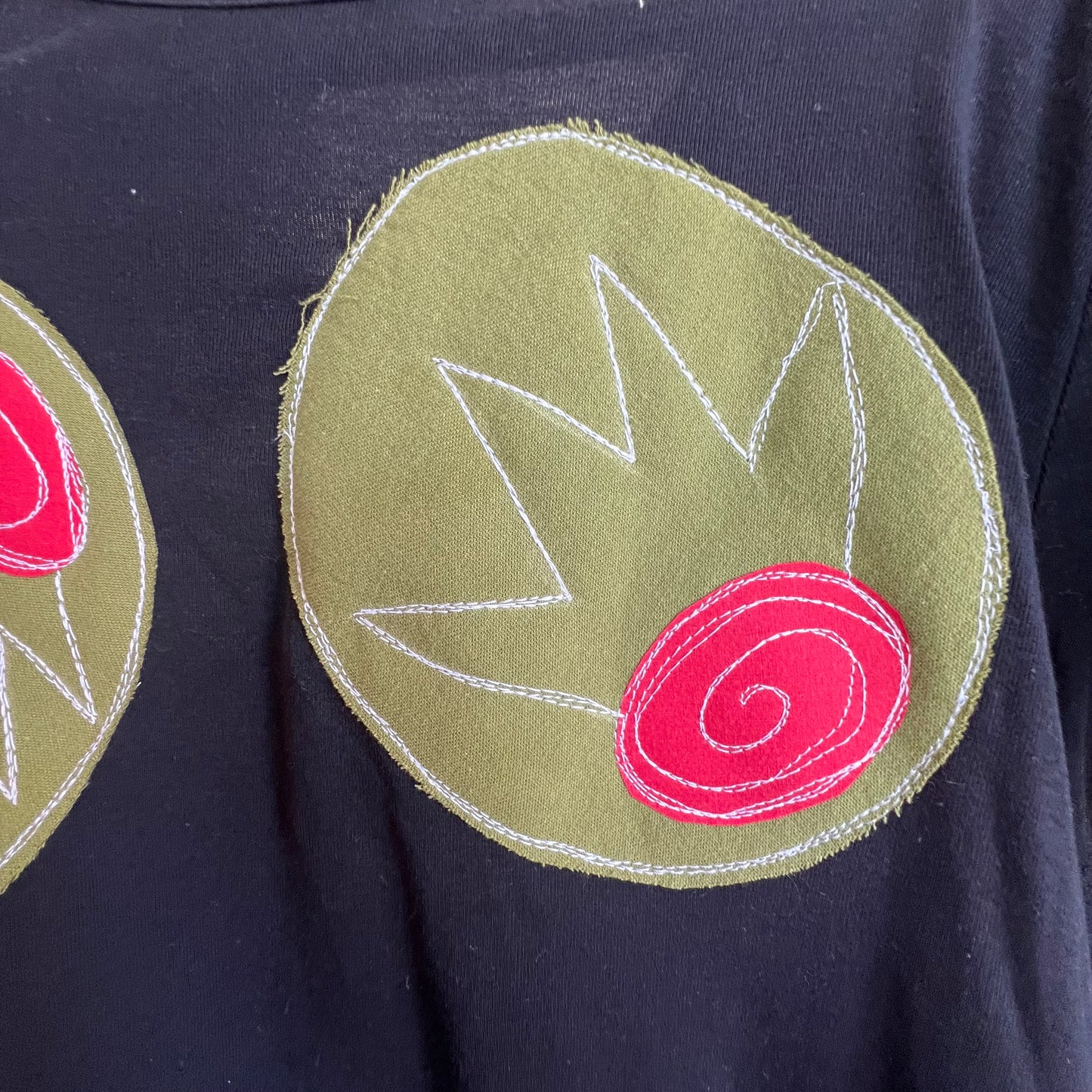 Olive(•)(•)’s tee(XL) - Magg's Rags