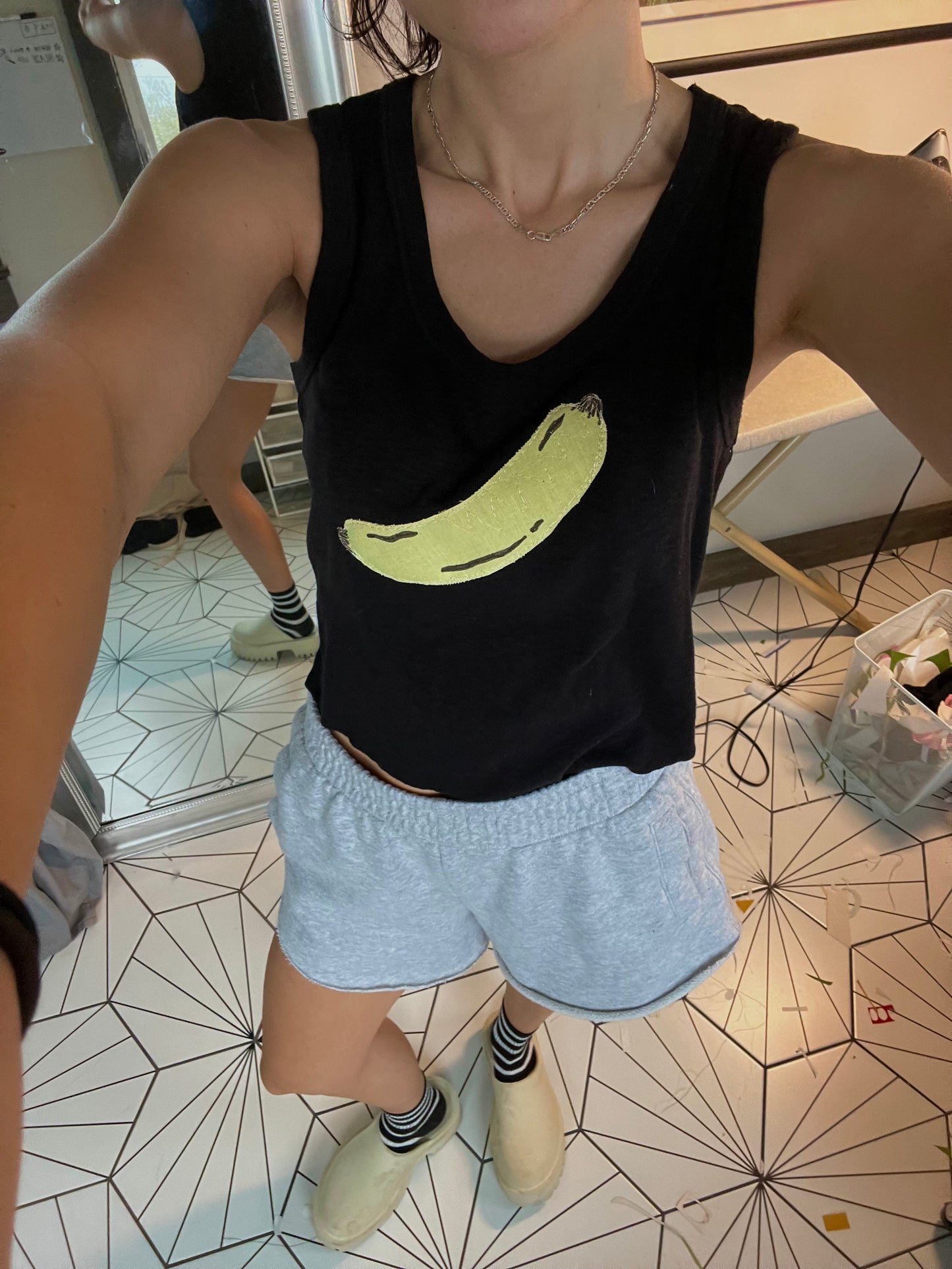 Banana tank (medium)