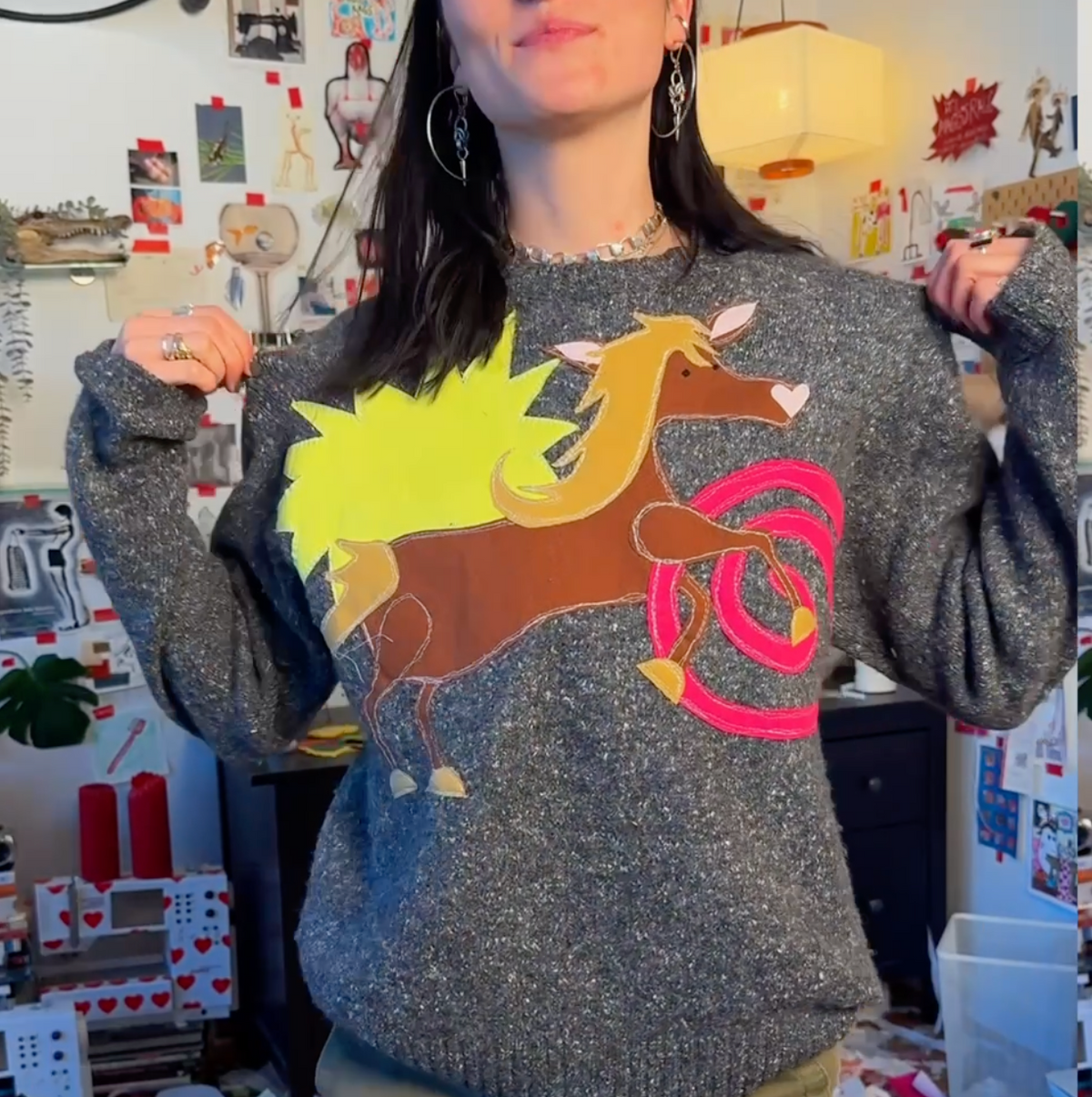Horse burst ‘n swirl wool sweater(M)