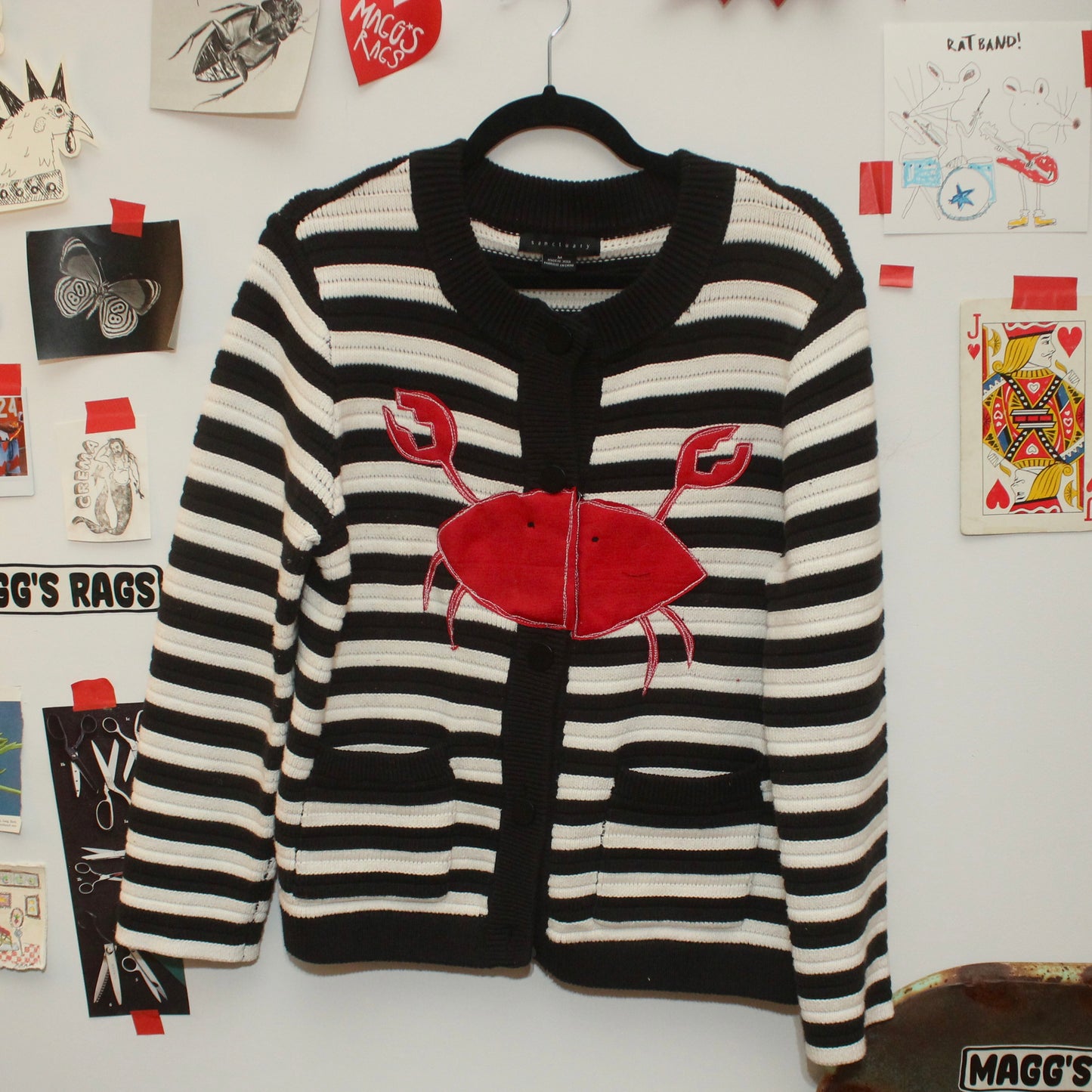 Crabs n’ stripes cardigan(medium) ￼