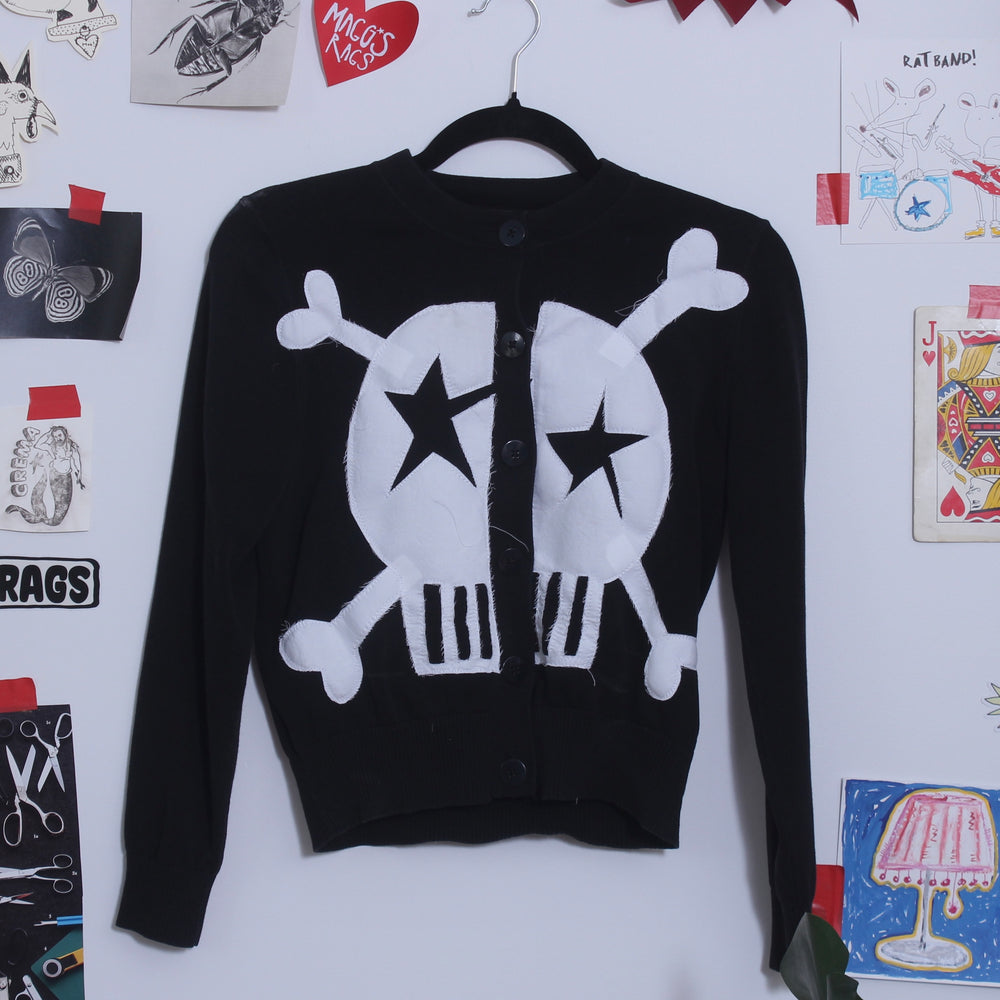 Skull n’ bones cardigan(small)