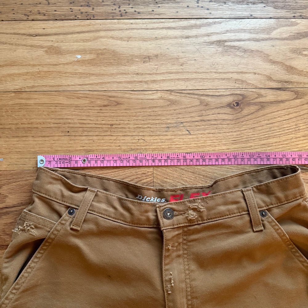 
                      
                        STAR SHORTS(31)
                      
                    