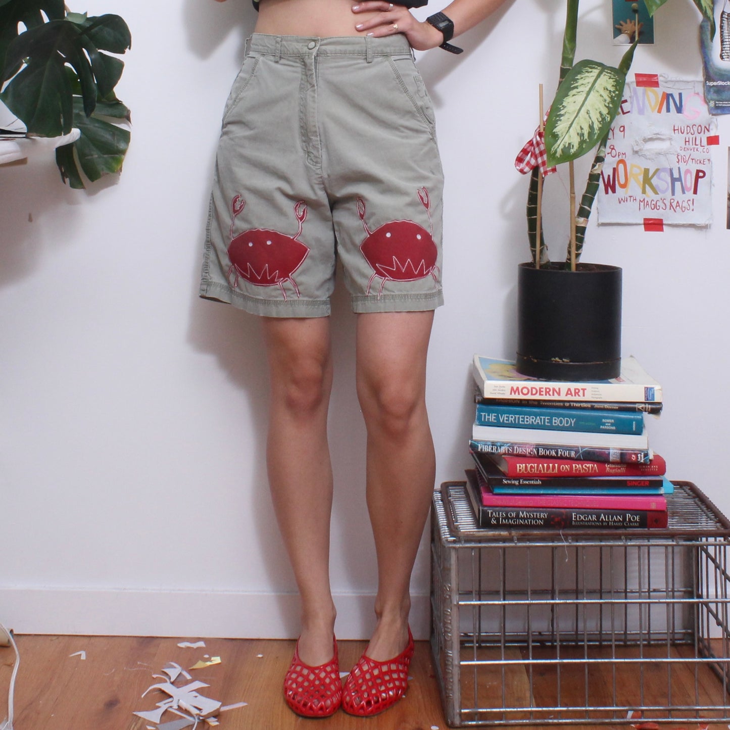 Crab x2 shorts(4)