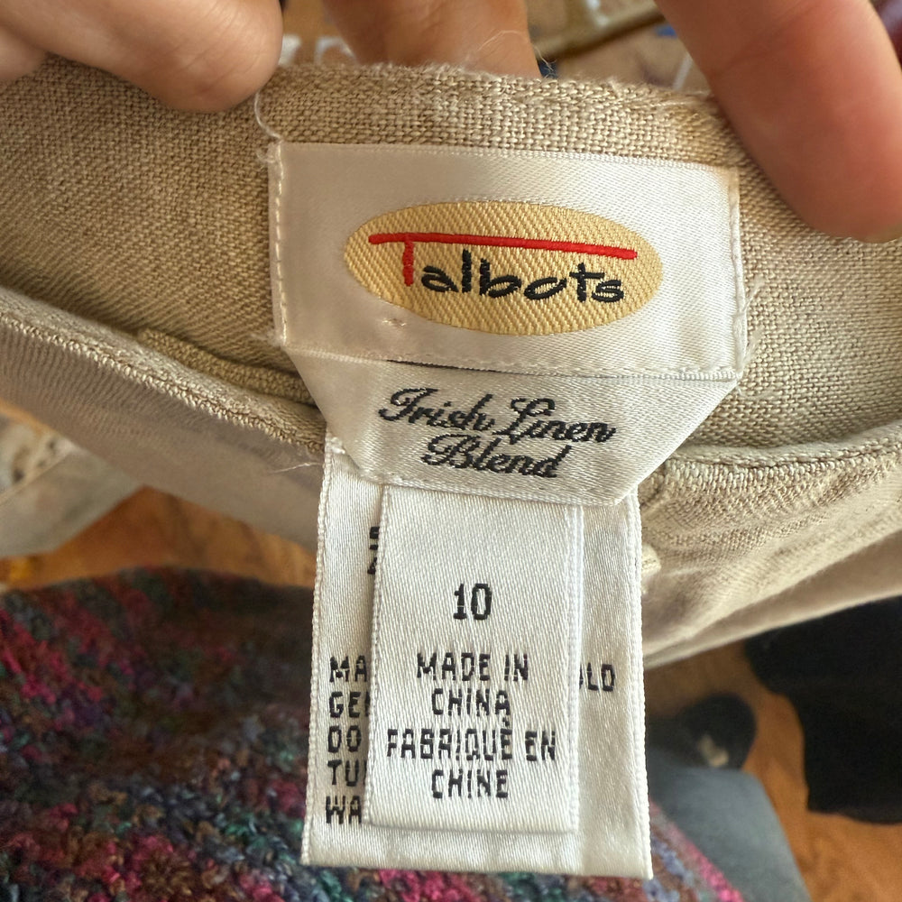 
                      
                        Linen gator maxi skirt(10)
                      
                    