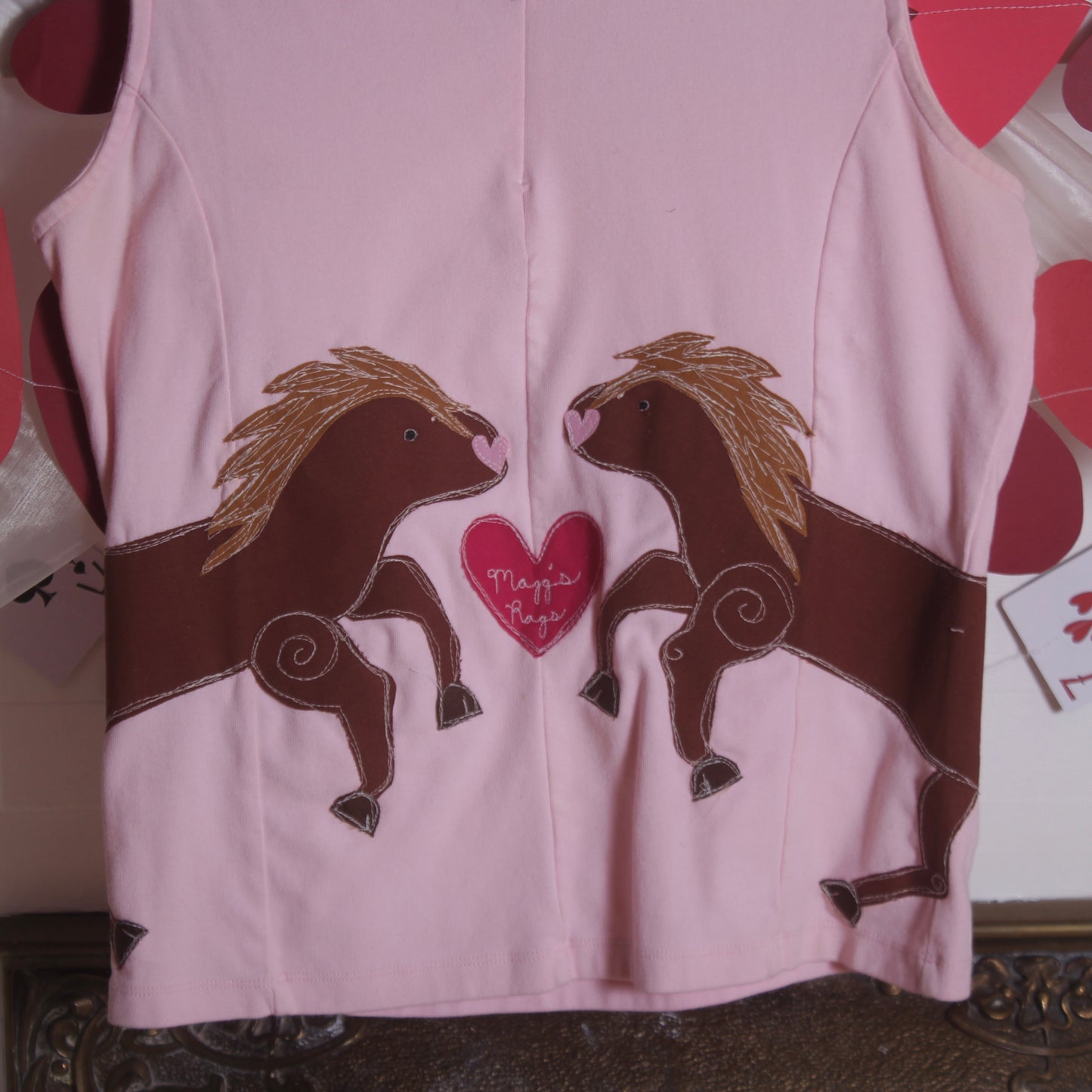 Horses in love polo(small)