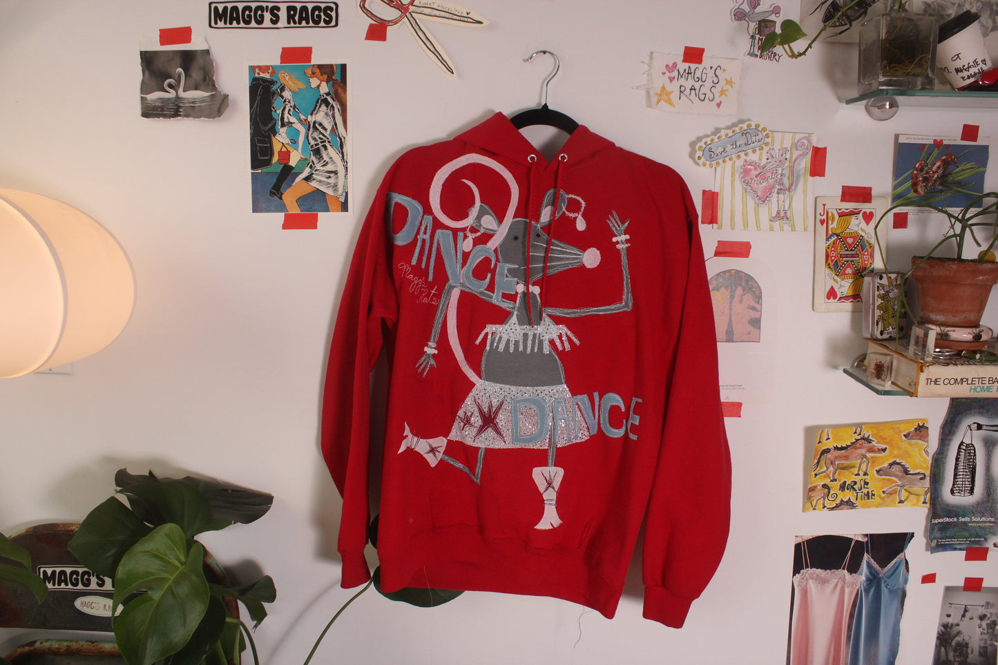 Dance dance rat hoodie(medium)