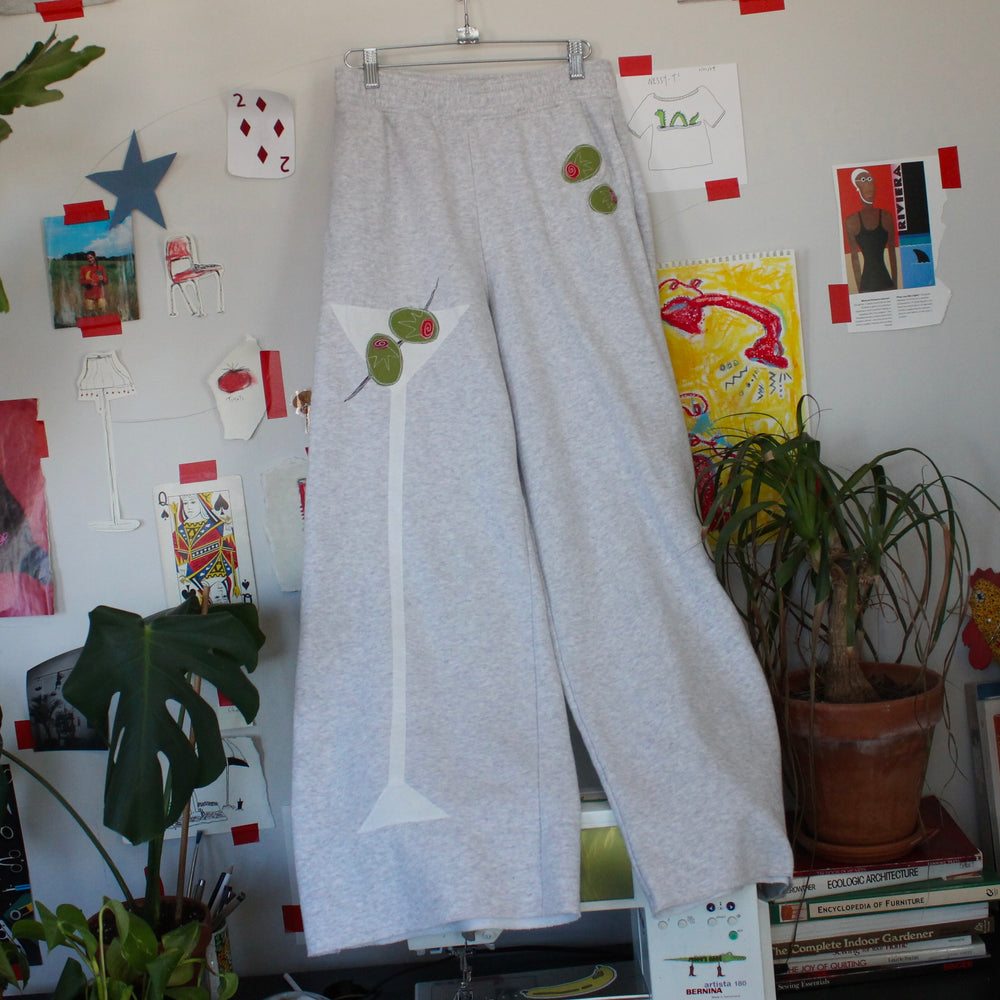 Wide leg martini sweats(small)