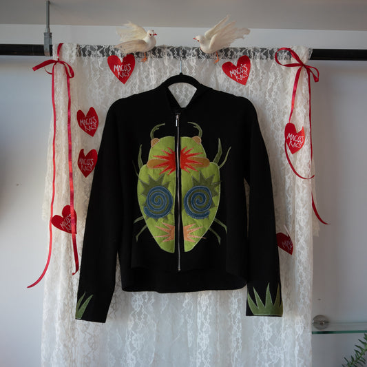 Green mega bug zip-up hooded sweater(medium)