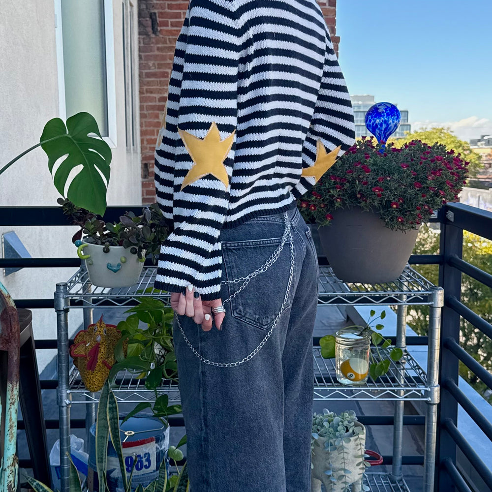 
                      
                        Magg’s Rags n’ cheese sweater(S/M)
                      
                    