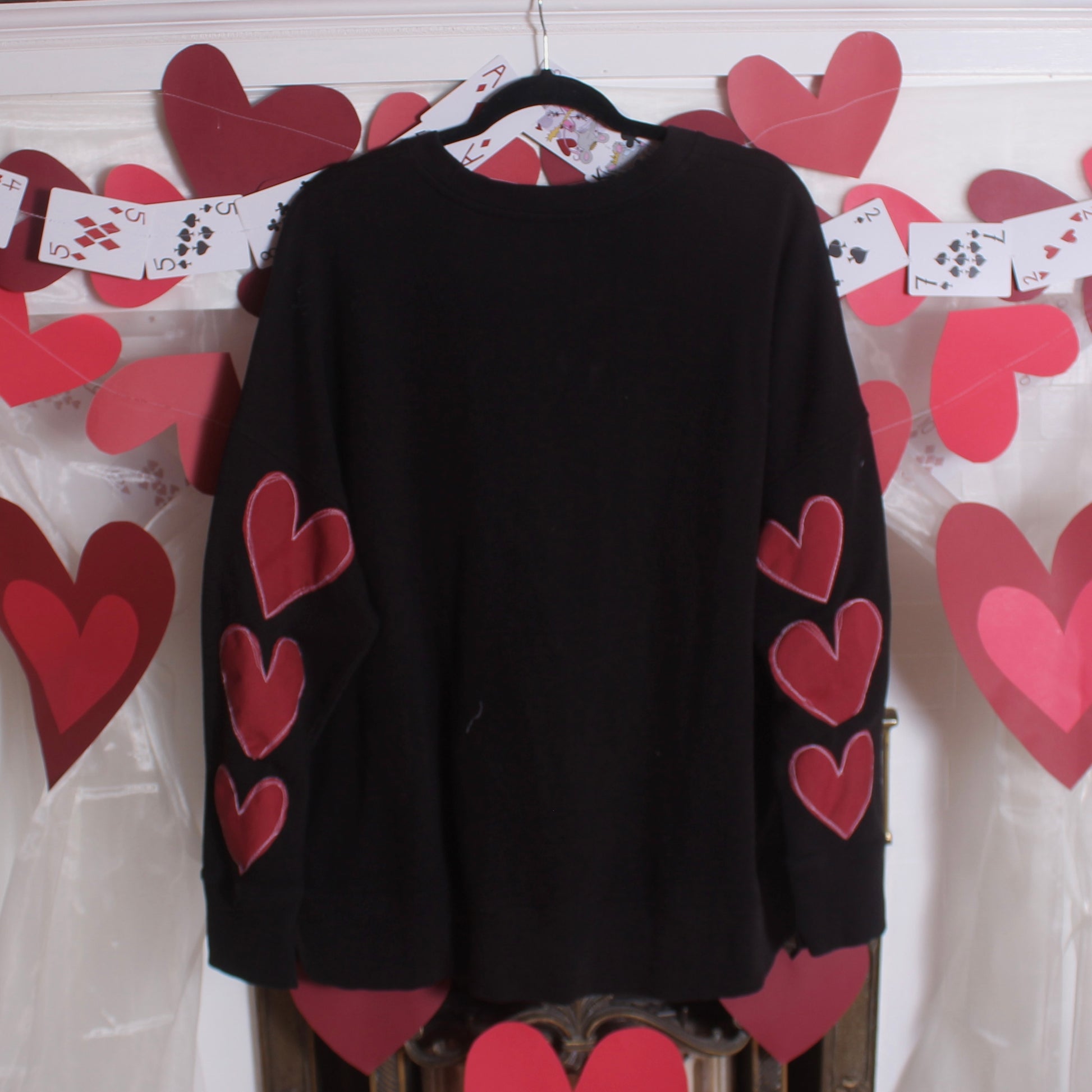 Rabbit duo crew ft. Heart sleeves(XL) - Magg's Rags 