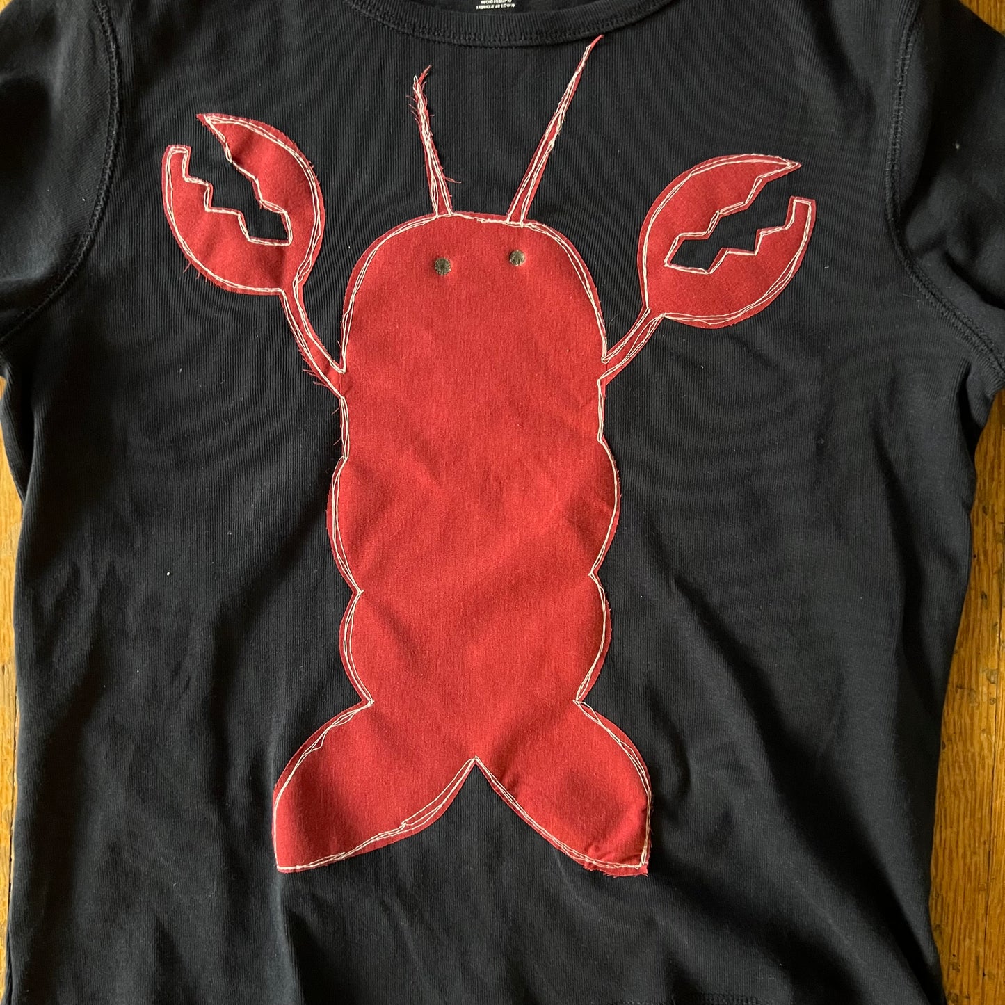 Mega lobster tee(medium)