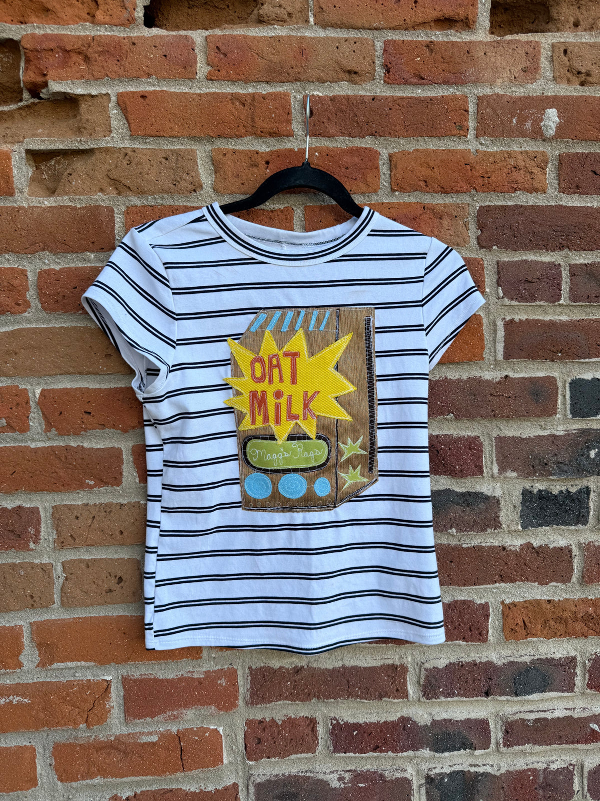 Oat milk striped tee(S)