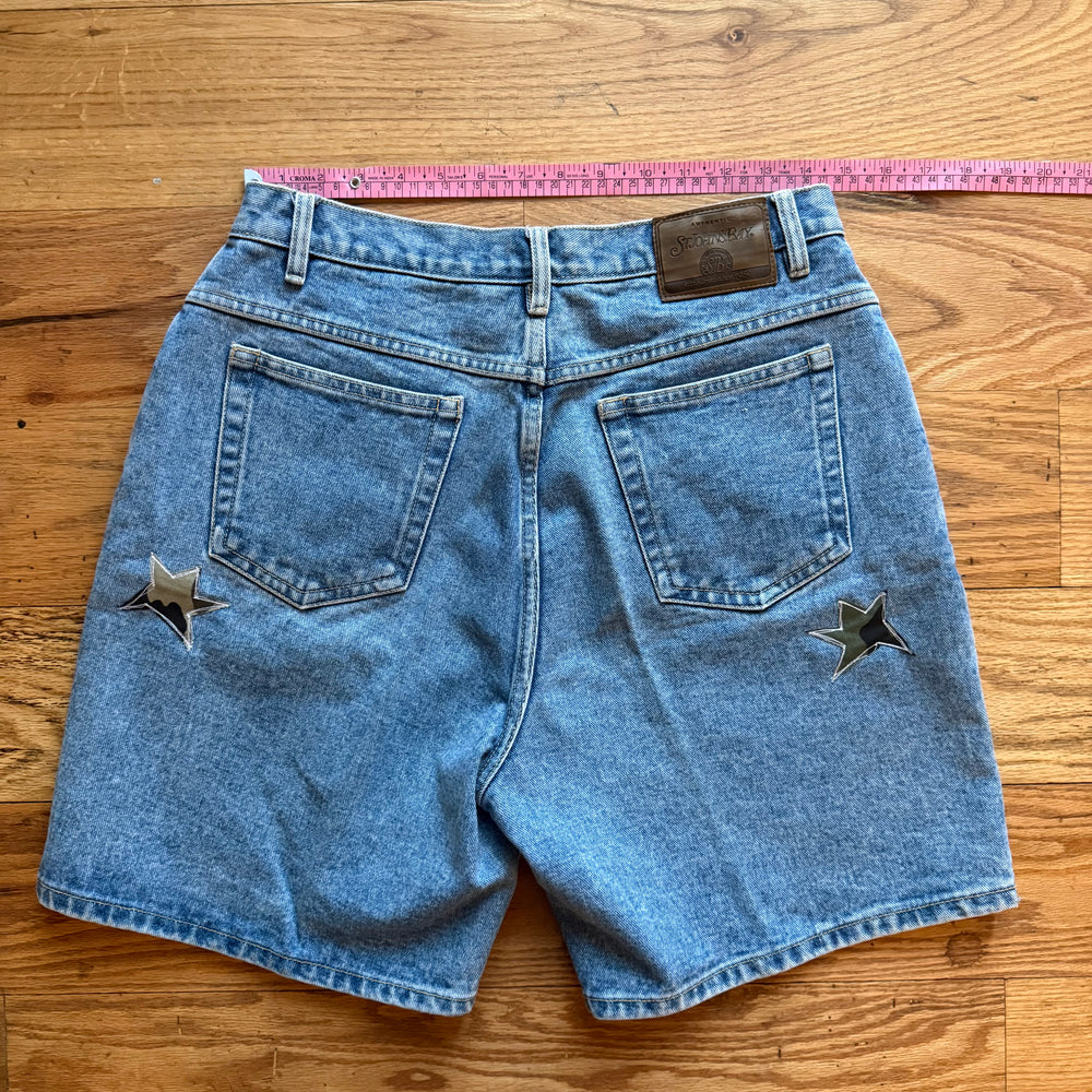 
                      
                        STAR SHORTS(30)
                      
                    