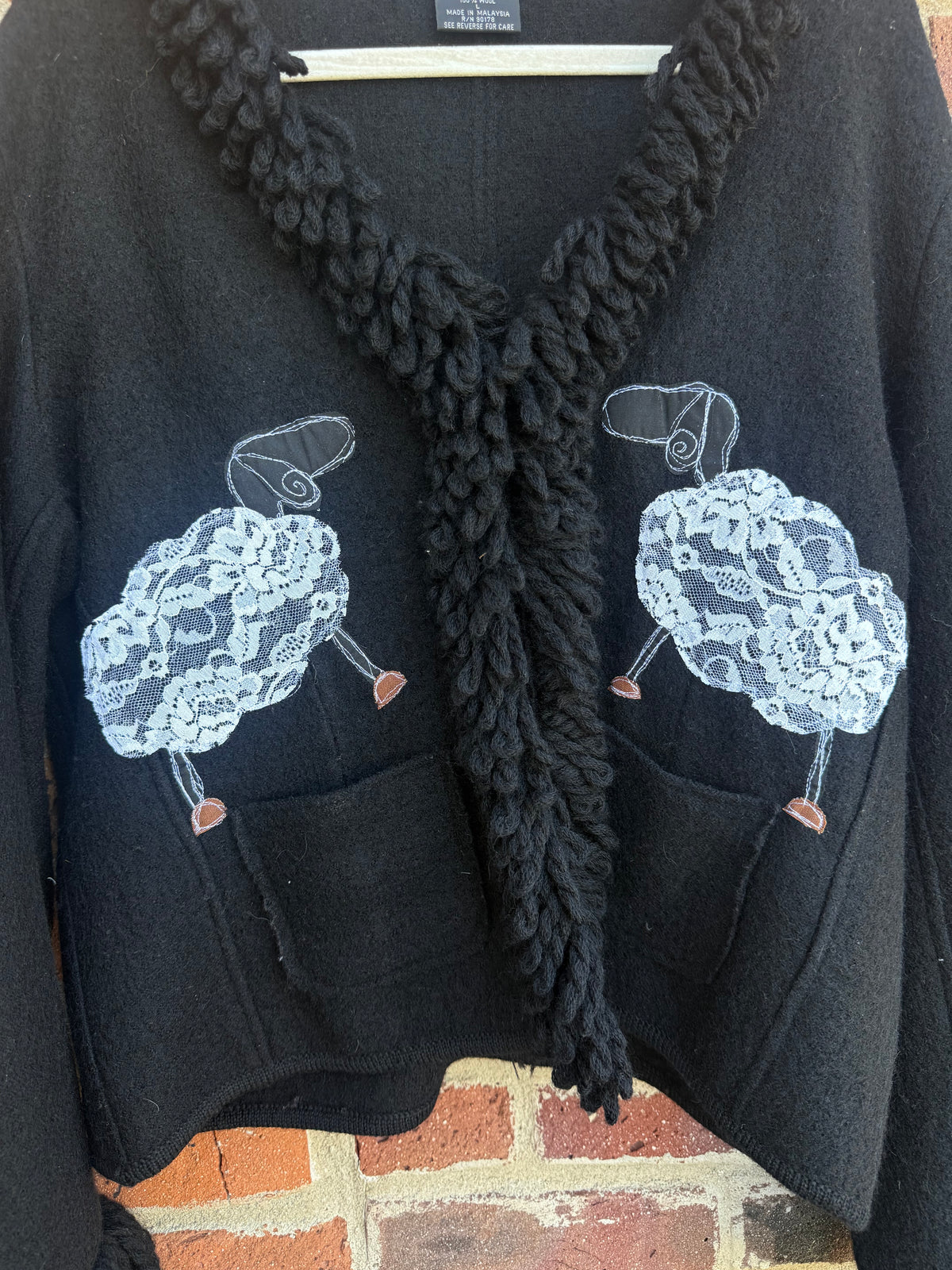 Wool n’ lace shag sheep cardigan(large)