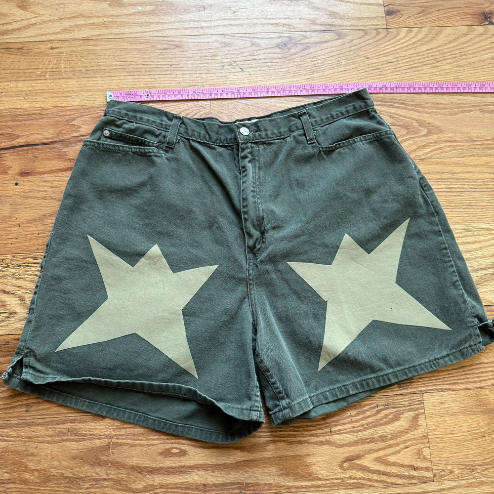 STAR SHORTS(36)