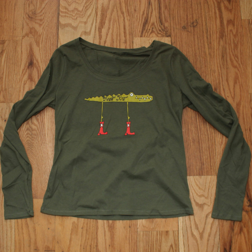 Gator n’ boots long sleeve tee(medium)