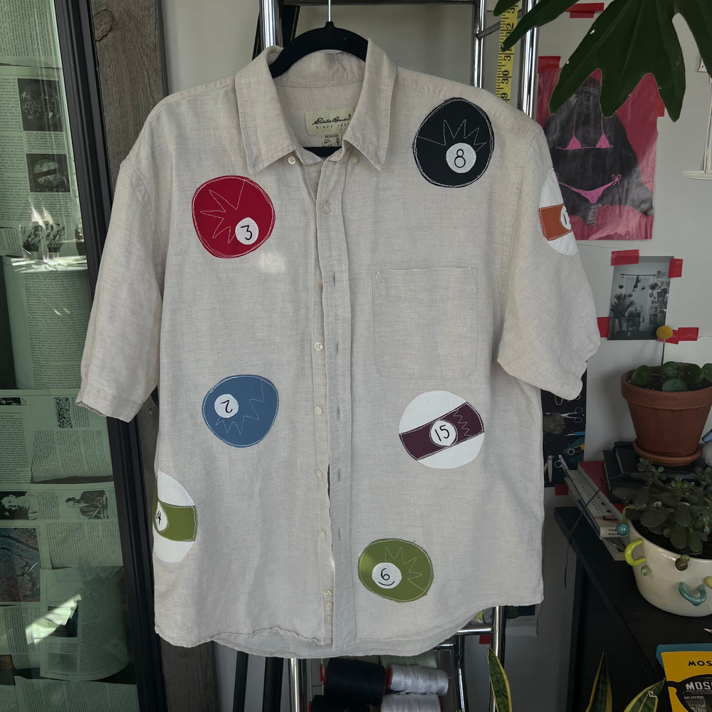 
                      
                        Billiard ball linen buttondown(XL)
                      
                    