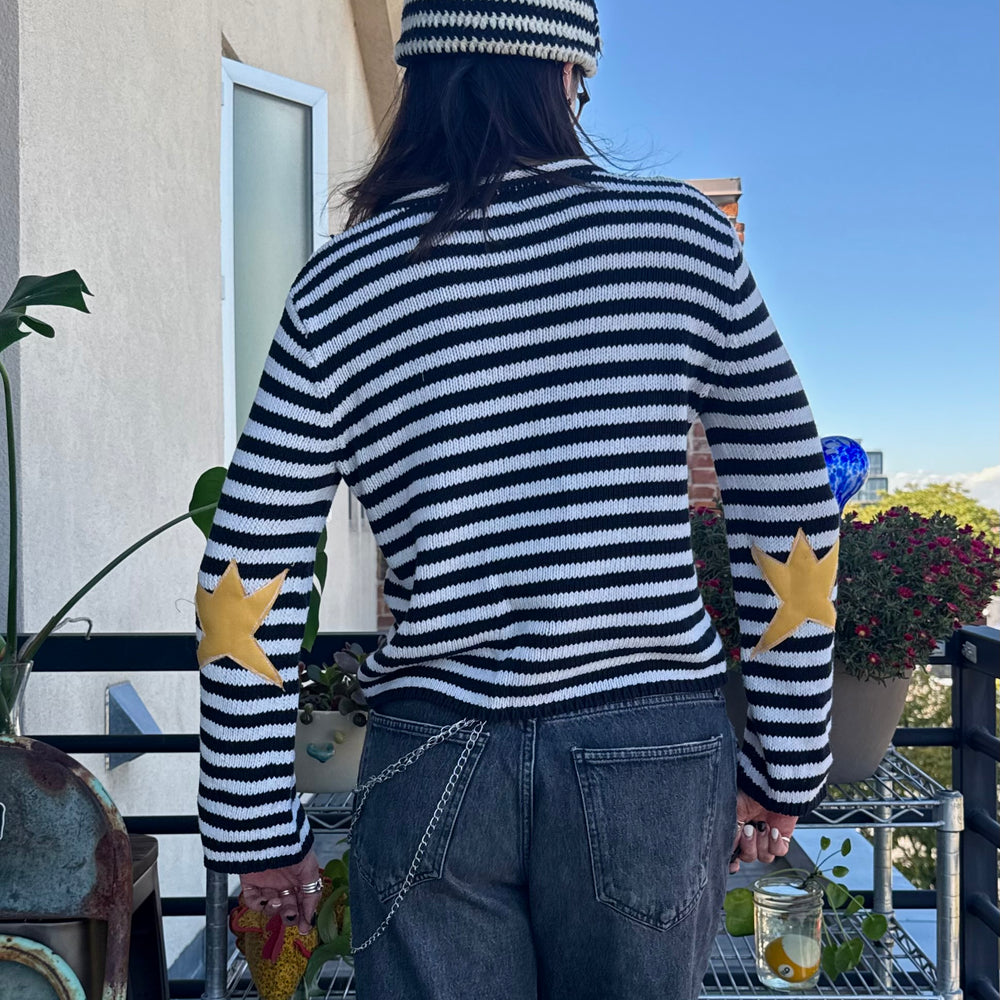 
                      
                        Magg’s Rags n’ cheese sweater(S/M)
                      
                    