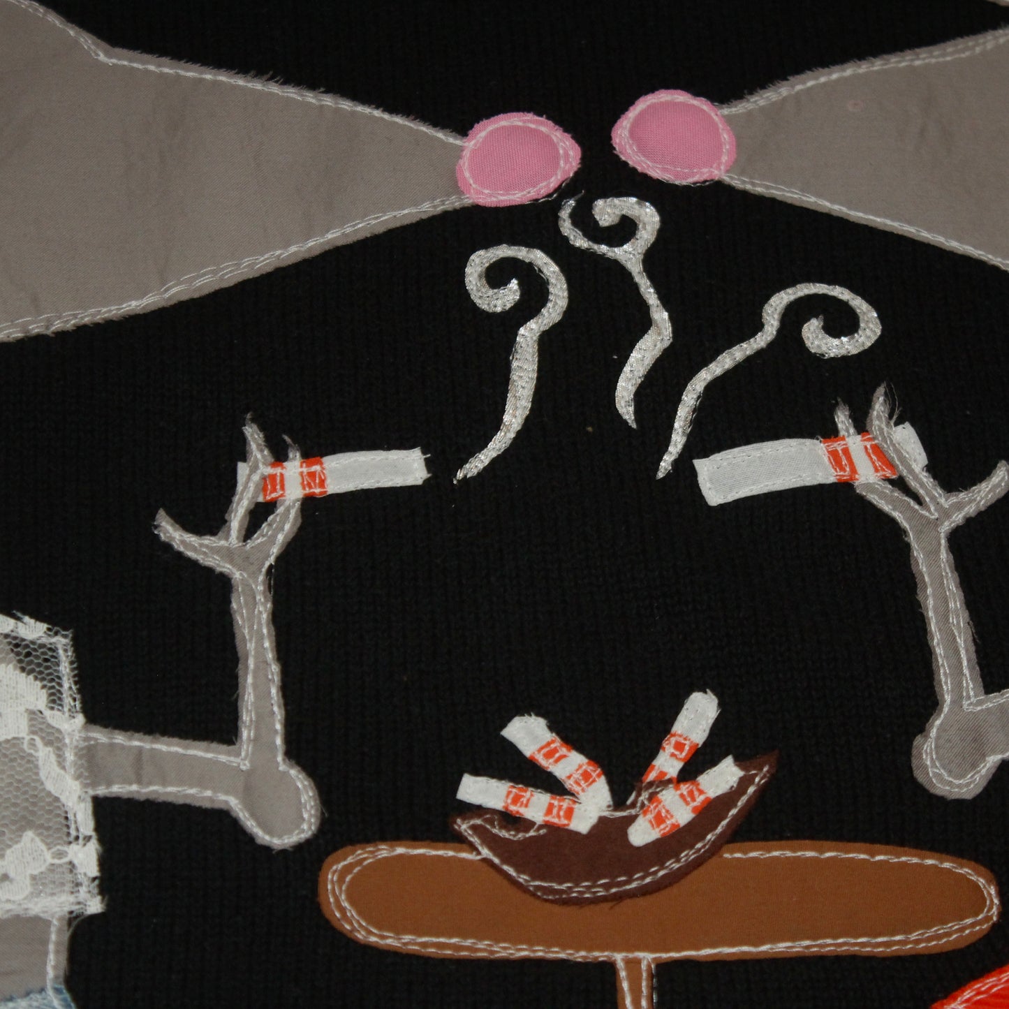 2 rats, 2 cigs sweater(large)