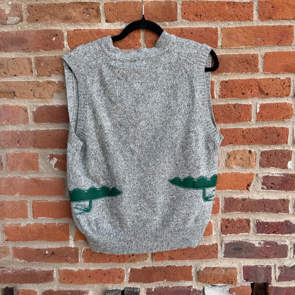 
                      
                        Gator x2 vest(medium)
                      
                    