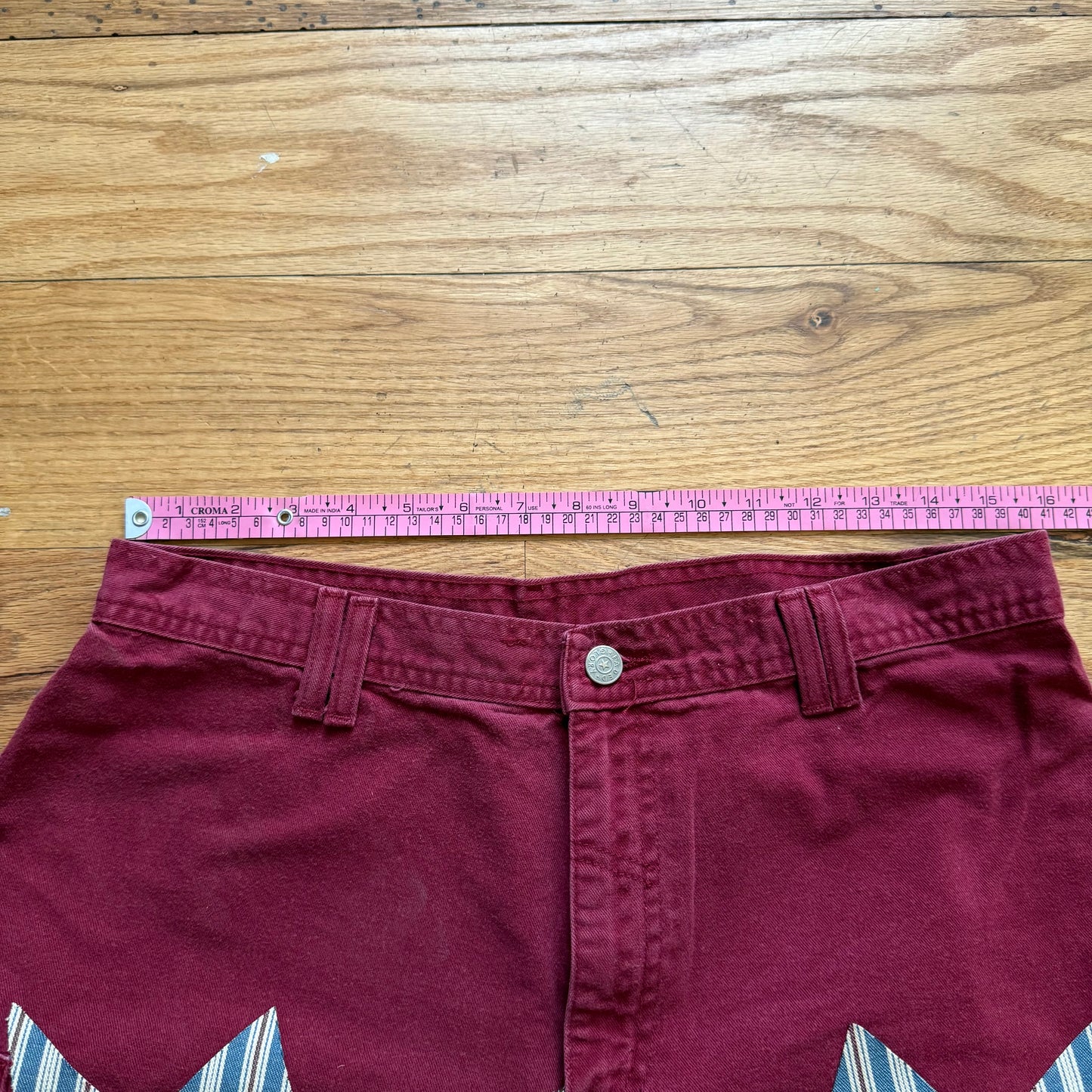 STAR SHORTS(32)