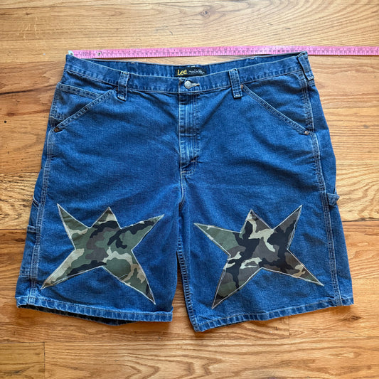 STAR SHORTS(42)