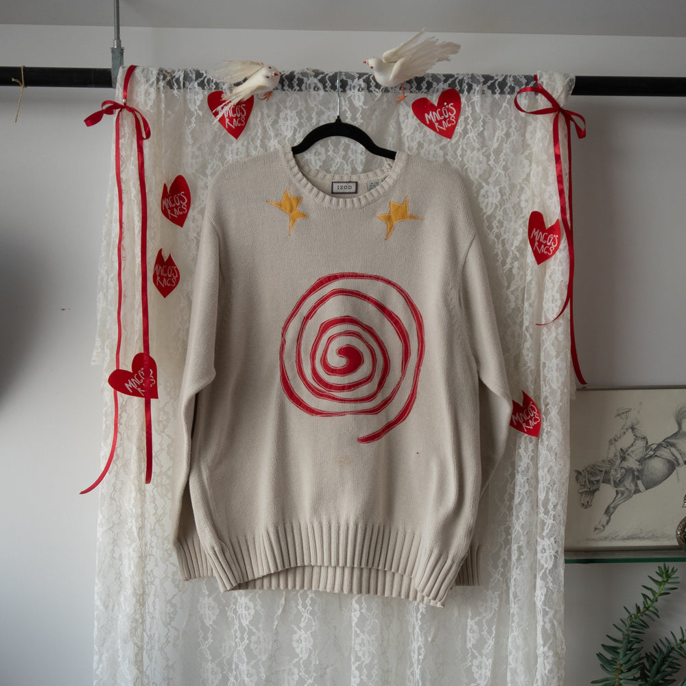 Cream swirl and stars sweater (xl)