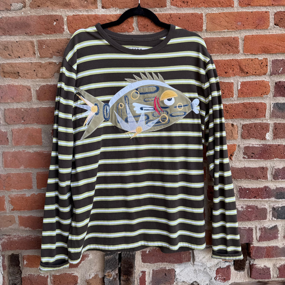 Striped abstract fish tee(XL)