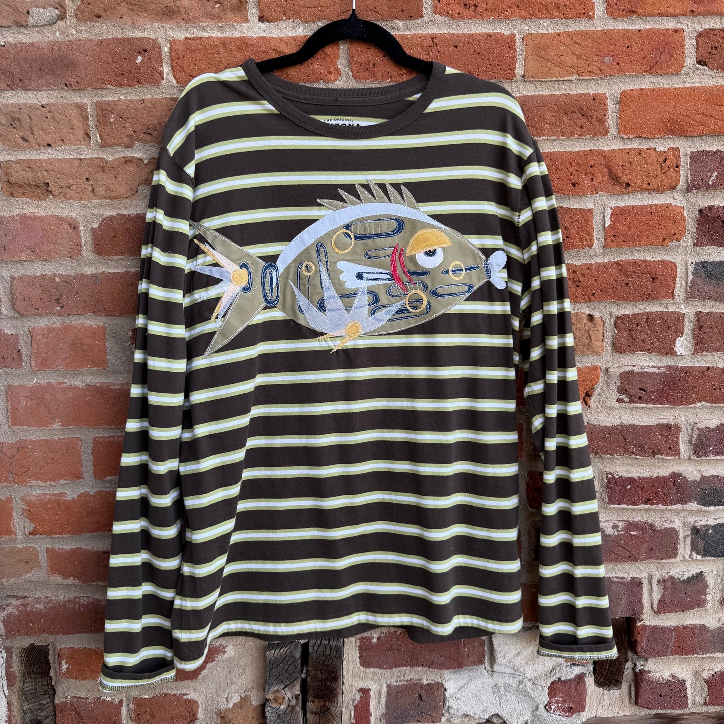 Striped abstract fish tee(XL)