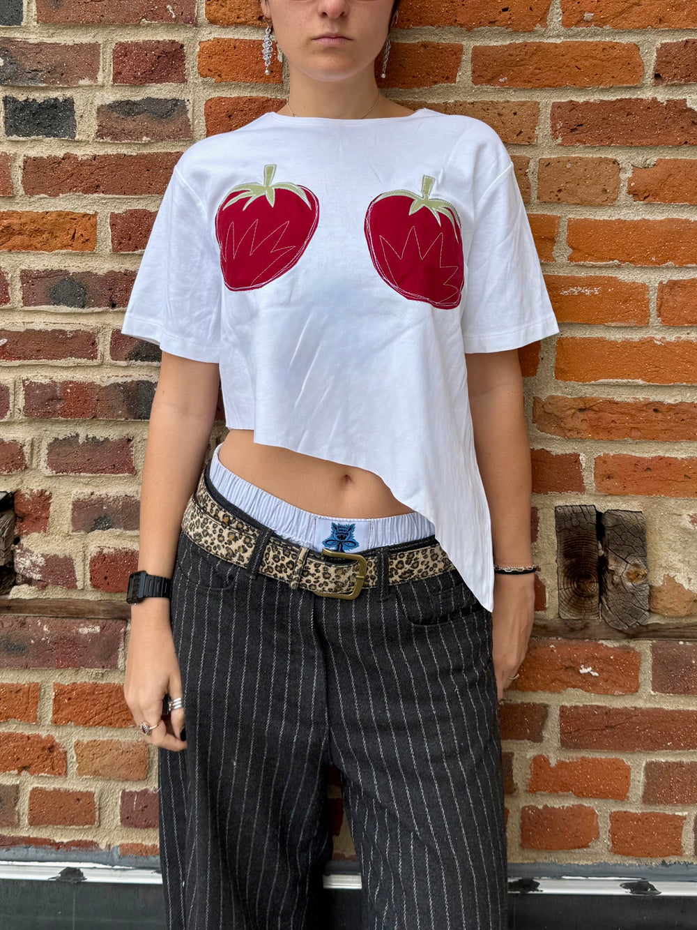 Asymmetrical tomato t*ts (XL)